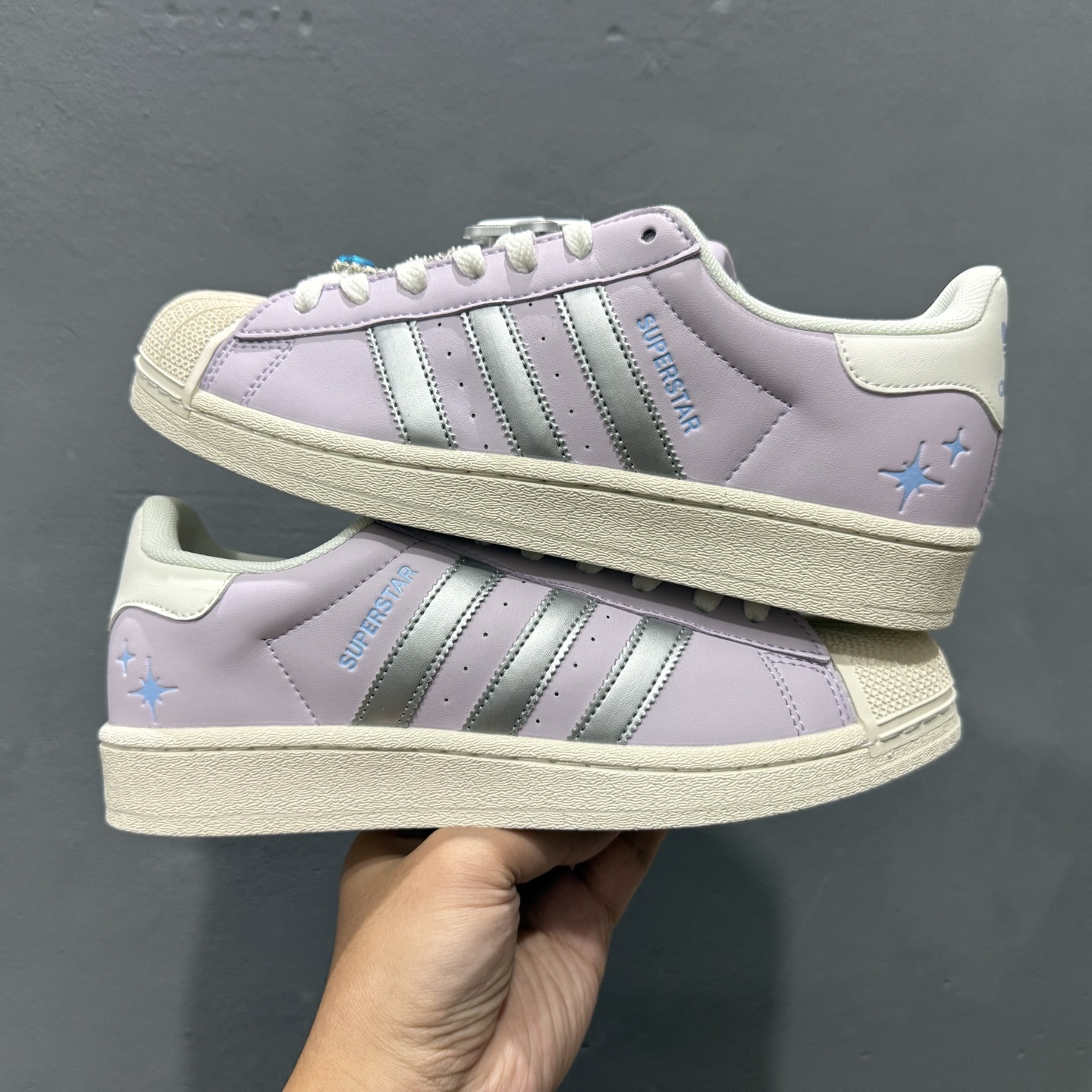 140 Adidas Originals Superstar 全新配色 贝壳头休闲板鞋 JQ8776-Chinese UA Cheap High Quatity Brand Clothes Bags handbags Sneakers wholesale wholesaler seller from China Factory suppliers Fashion Clothing Shoes best Quality Beautiful Price 140 Adidas Originals Superstar 全新配色 贝壳头休闲板鞋 JQ8776