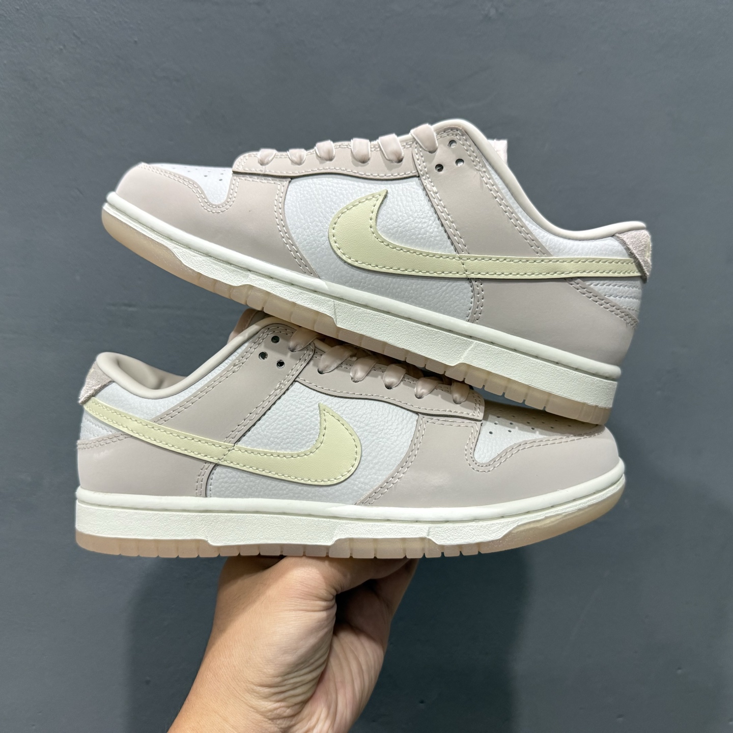 180 Nike Dunk Low 柔粉 FB7910-601