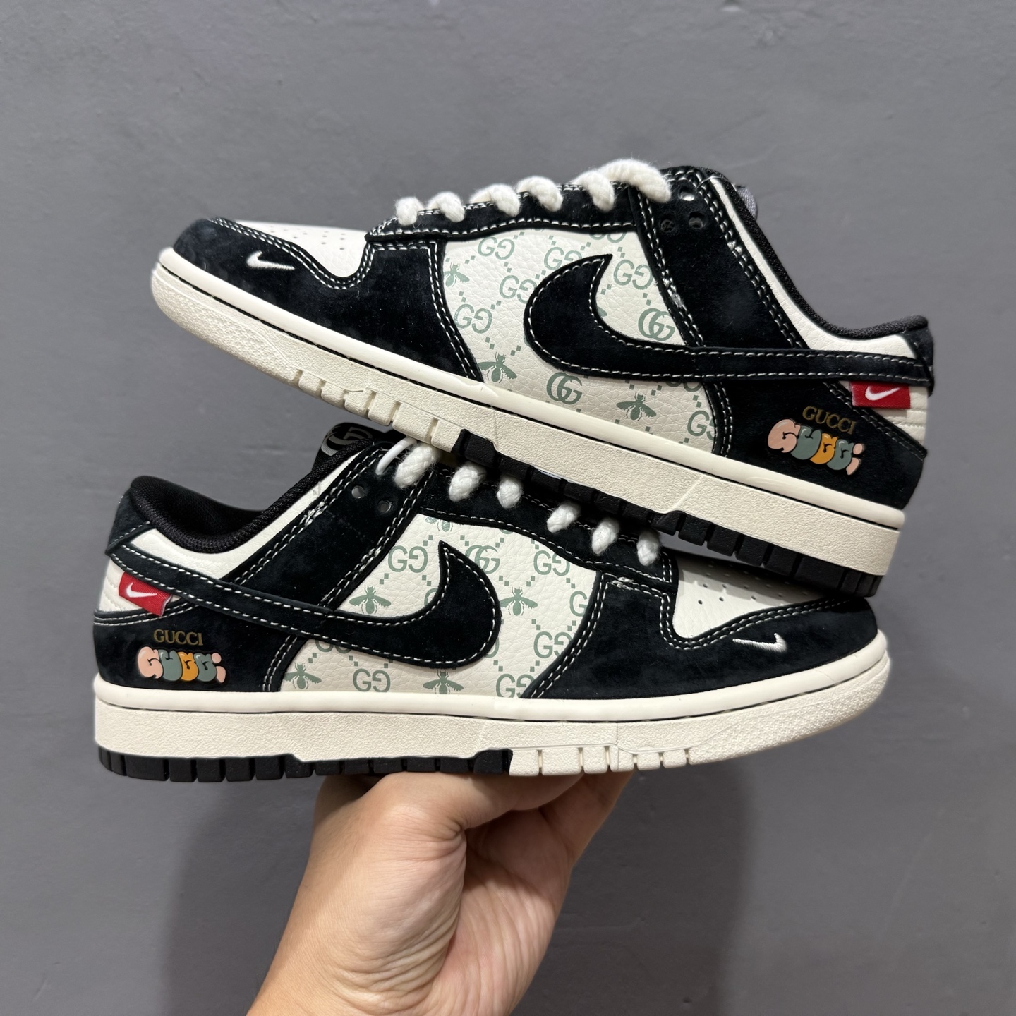 200 Nike SB Dunk Low x Stussy 米黑小钩橙布标 MM1089-022