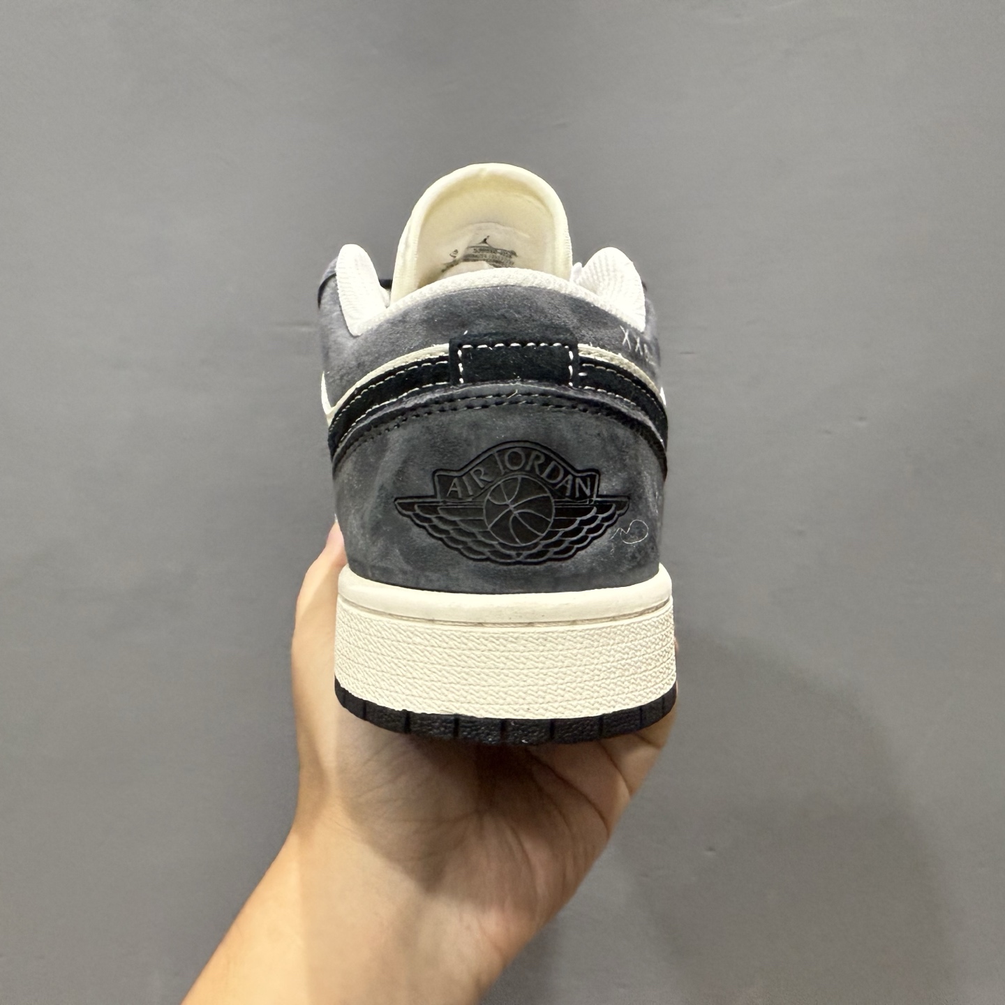 200 Air Jordan 1 Retro Low x Stussy 斯图西米红翻毛 SJ9950-023
