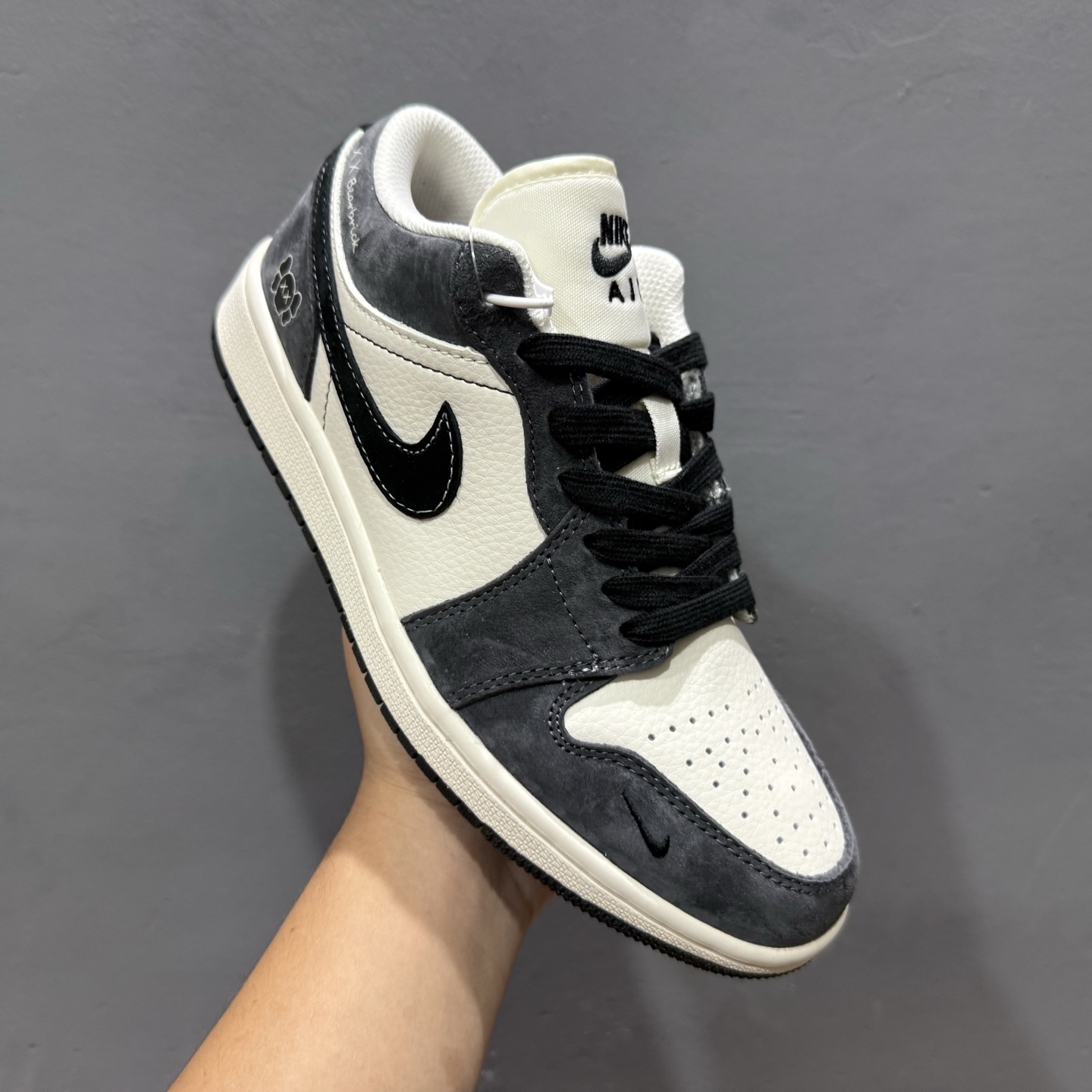 200 Air Jordan 1 Retro Low x Stussy 斯图西米红翻毛 SJ9950-023