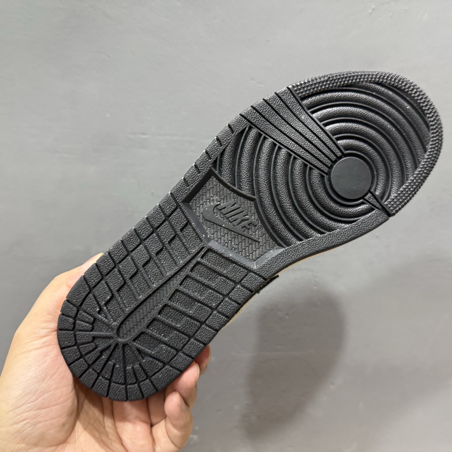 200 Air Jordan 1 Retro Low x Stussy 斯图西米红翻毛 SJ9950-023