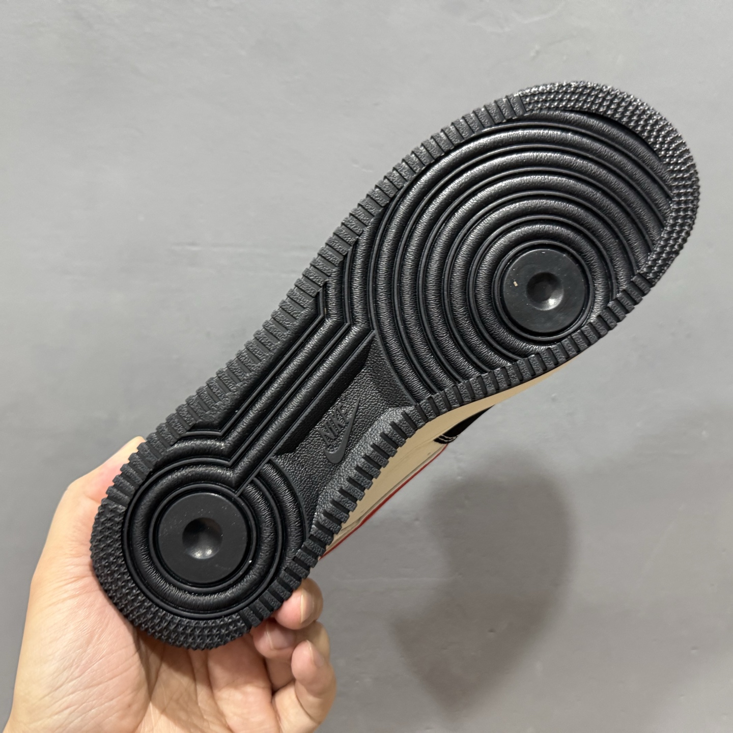 ¥260 Nike Air Force 1'07 Low 黑红勾 空军一号低帮休闲板鞋 KB1688-001-Chinese UA Cheap High Quatity Brand Clothes Bags handbags Sneakers wholesale wholesaler seller from China Factory suppliers Fashion Clothing Shoes best Quality Beautiful Price ¥260 Nike Air Force 1'07 Low 黑红勾 空军一号低帮休闲板鞋 KB1688-001