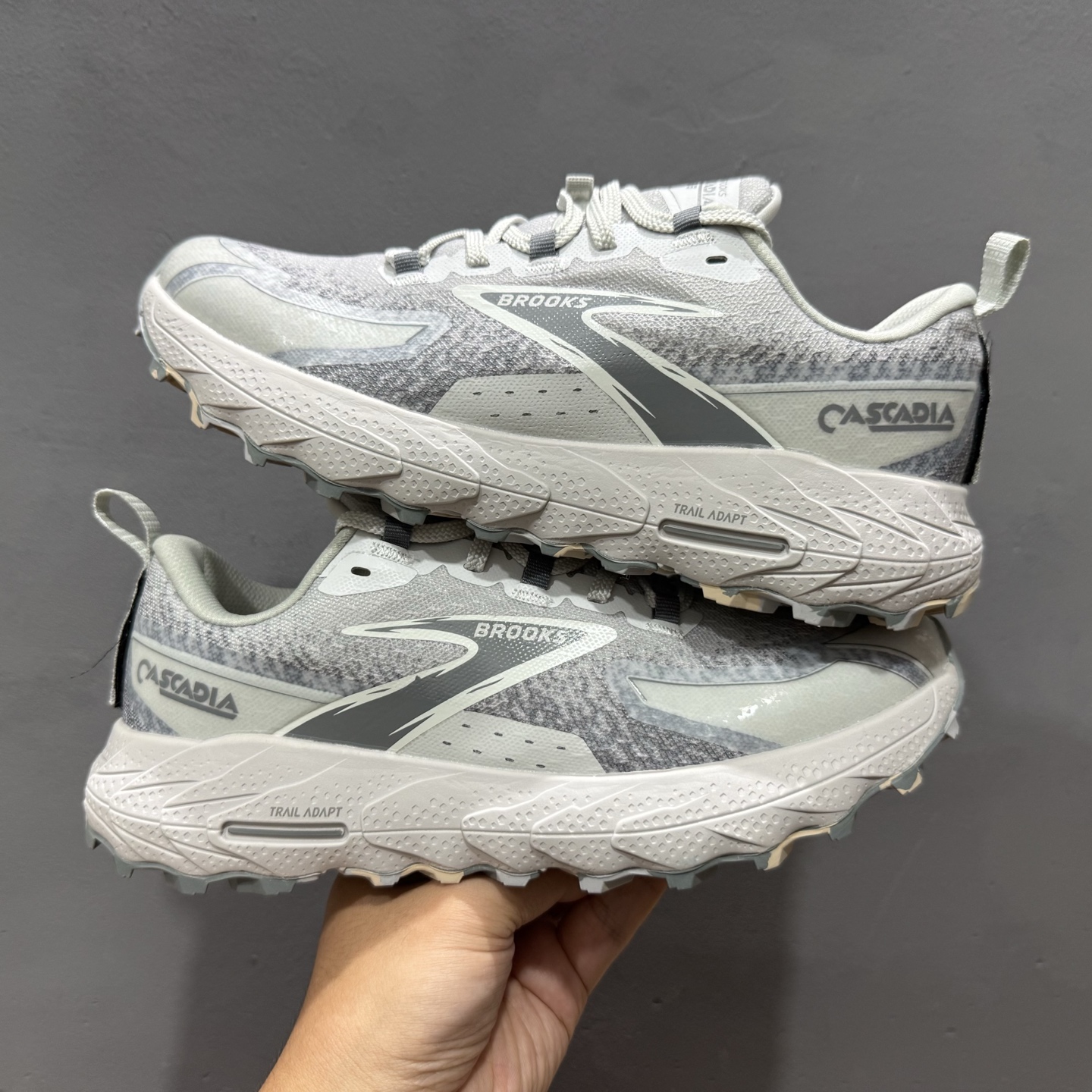 180 Brooks布鲁克斯 CASCADIA 18 舒适防滑耐磨 低帮 越野跑步鞋