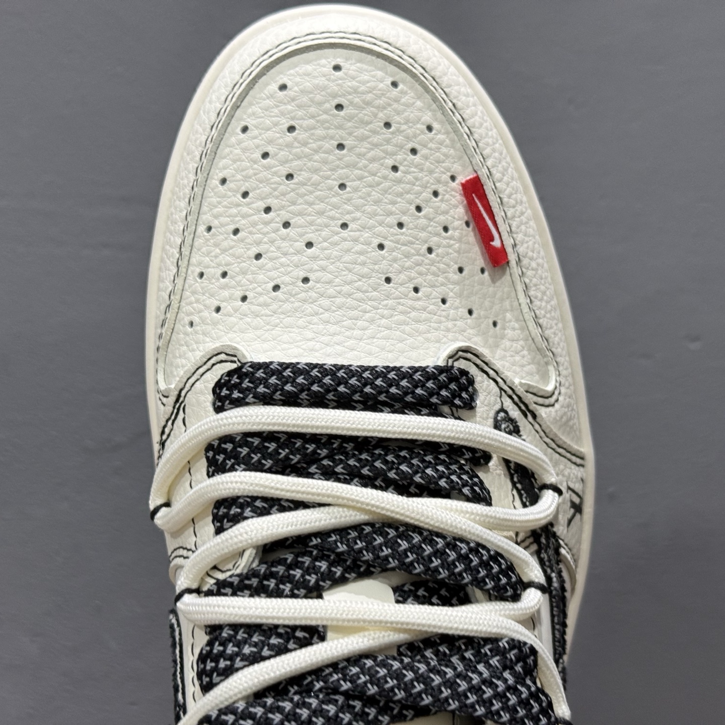 300 Louis Vuitton x Air Jordan 1 Low 红尾抽绳 DM6868-108-Chinese UA Cheap High Quatity Brand Clothes Bags handbags Sneakers wholesale wholesaler seller from China Factory suppliers Fashion Clothing Shoes best Quality Beautiful Price 300 Louis Vuitton x Air Jordan 1 Low 红尾抽绳 DM6868-108