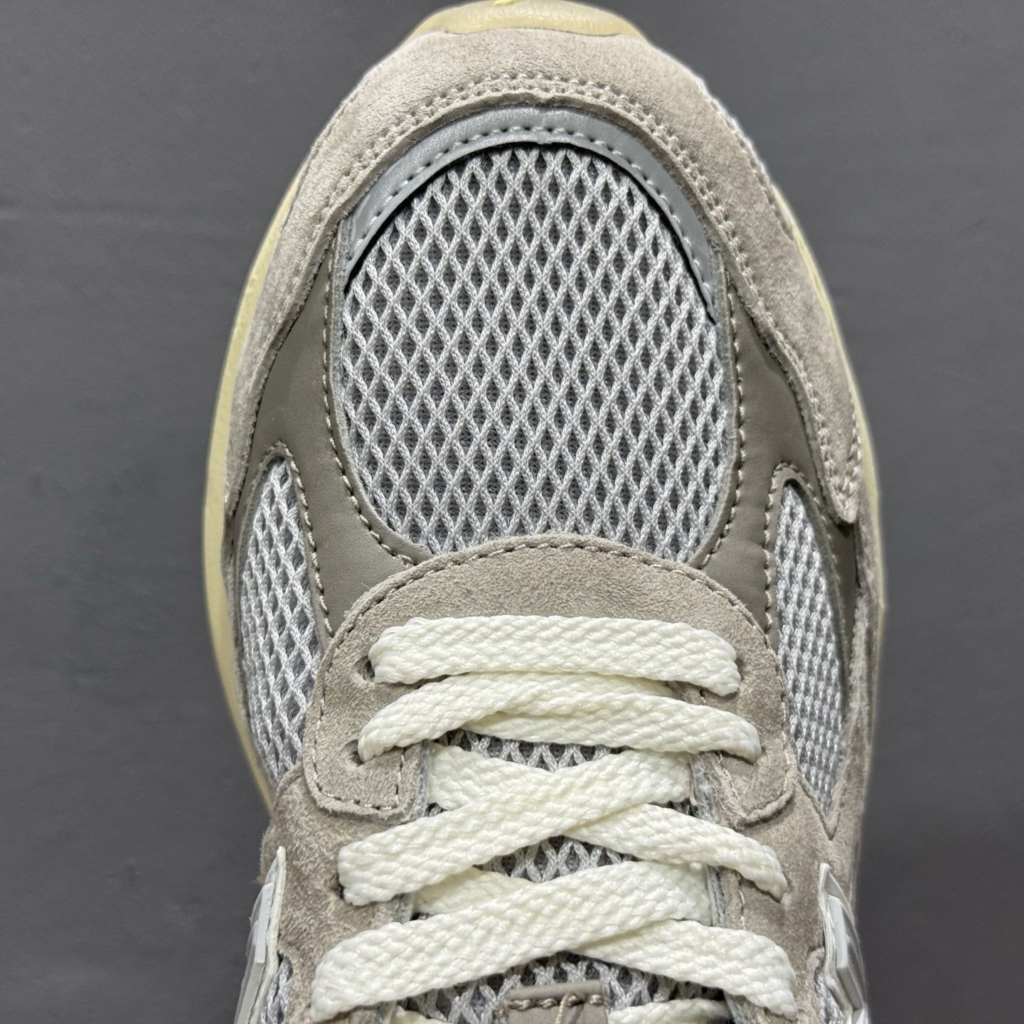 P240 New Balance 新百伦 复古休闲慢跑鞋 U2010GD