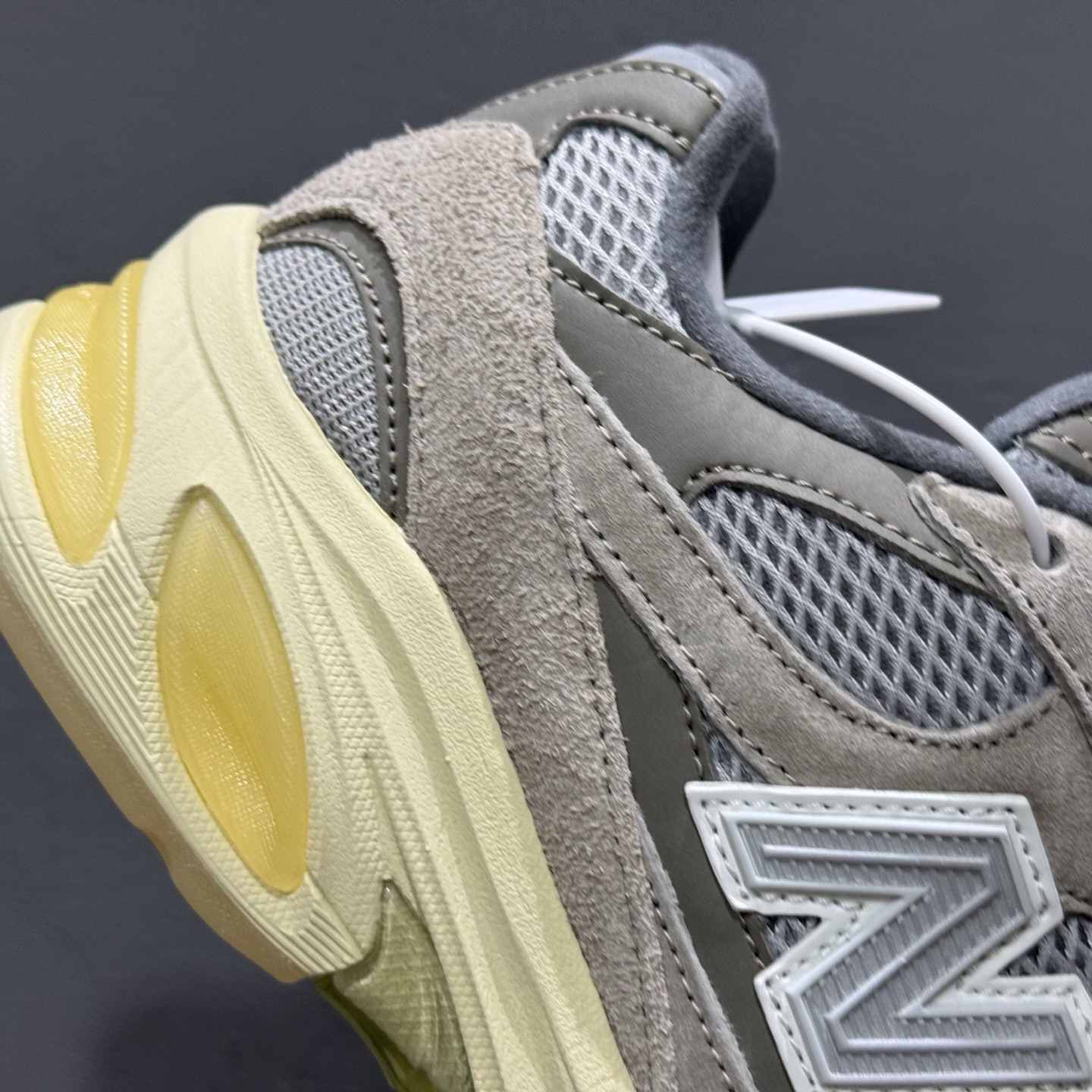 P240 New Balance 新百伦 复古休闲慢跑鞋 U2010GD