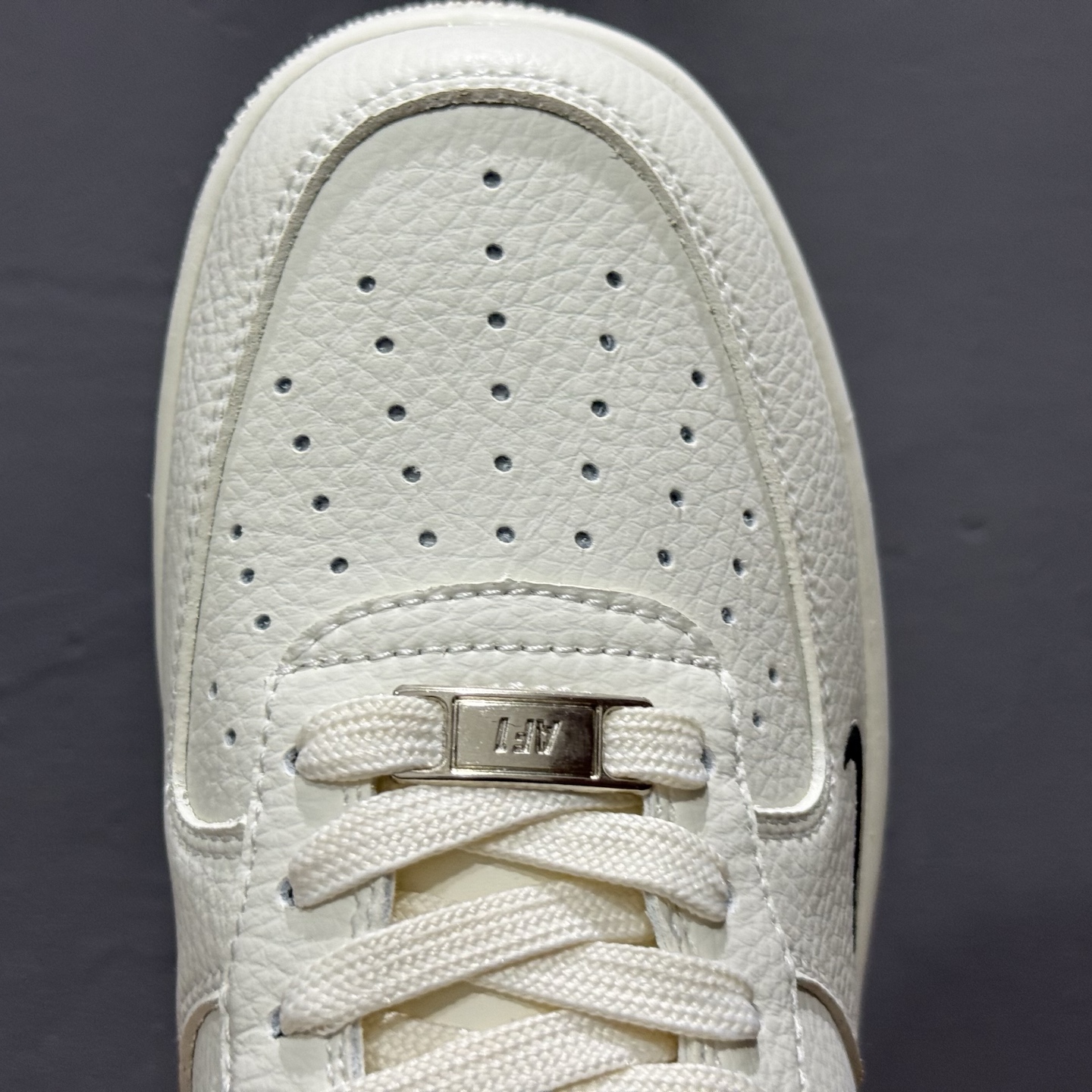 260 Nike Air Force 1'07 發 联名 米白黑 CS5288-025-Chinese UA Cheap High Quatity Brand Clothes Bags handbags Sneakers wholesale wholesaler seller from China Factory suppliers Fashion Clothing Shoes best Quality Beautiful Price 260 Nike Air Force 1'07 發 联名 米白黑 CS5288-025