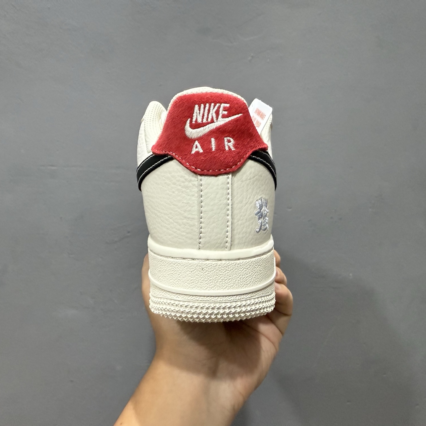 260 Nike Air Force 1'07 發 联名 米白黑 CS5288-025-Chinese UA Cheap High Quatity Brand Clothes Bags handbags Sneakers wholesale wholesaler seller from China Factory suppliers Fashion Clothing Shoes best Quality Beautiful Price 260 Nike Air Force 1'07 發 联名 米白黑 CS5288-025
