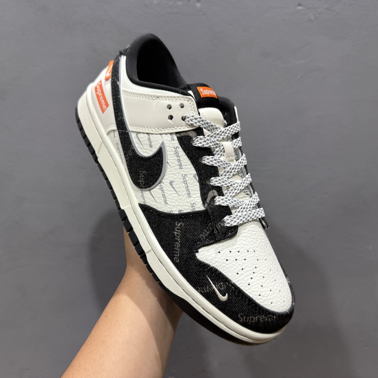 280 SC版Nike SB Dunk Low Sup联名 黑牛仔 低帮休闲板鞋 SC9207-414-Chinese UA Cheap High Quatity Brand Clothes Bags handbags Sneakers wholesale wholesaler seller from China Factory suppliers Fashion Clothing Shoes best Quality Beautiful Price 280 SC版Nike SB Dunk Low Sup联名 黑牛仔 低帮休闲板鞋 SC9207-414
