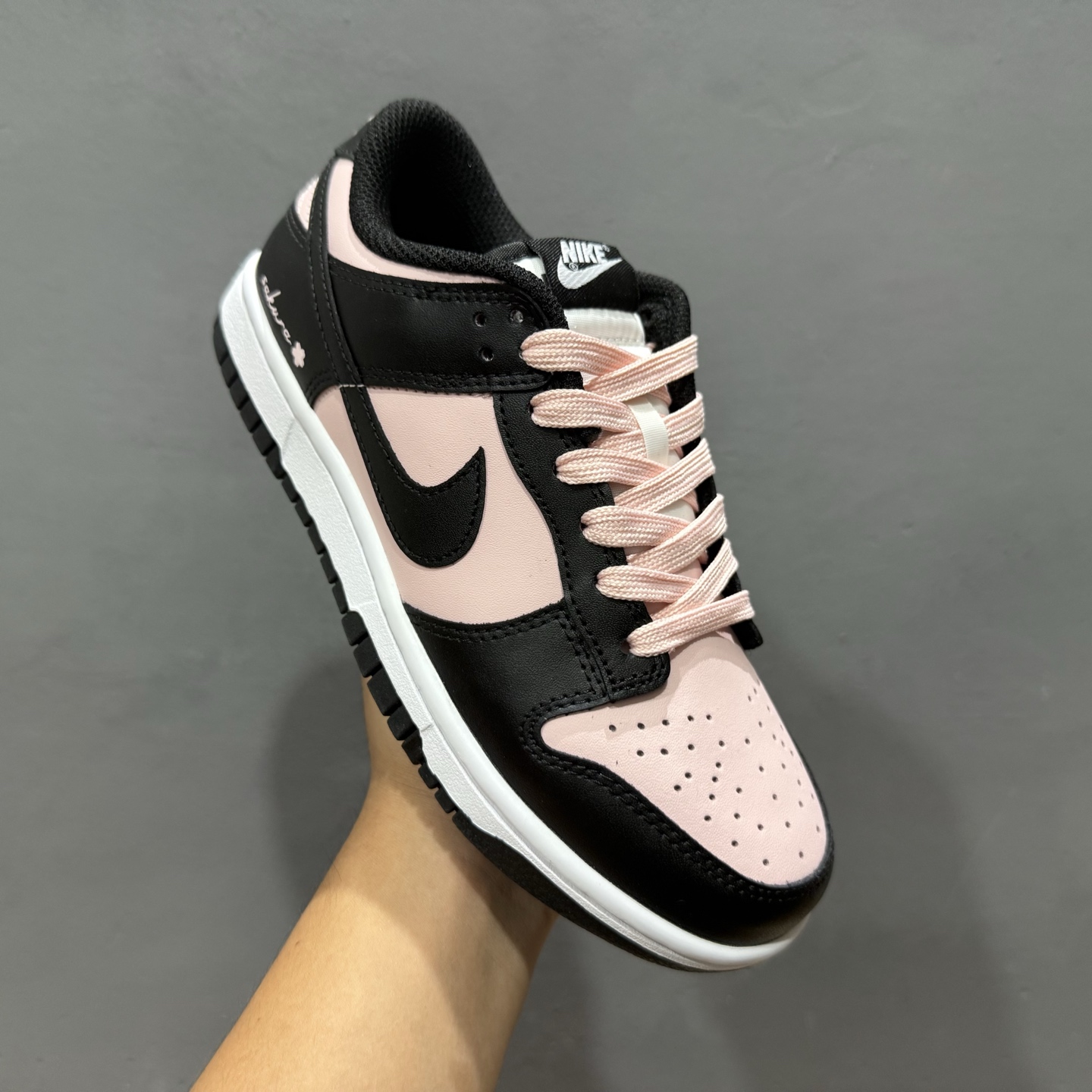 240 Nike Dunk Low 芝樱 粉若初绽芝樱 CW1590-100-Chinese UA Cheap High Quatity Brand Clothes Bags handbags Sneakers wholesale wholesaler seller from China Factory suppliers Fashion Clothing Shoes best Quality Beautiful Price 240 Nike Dunk Low 芝樱 粉若初绽芝樱 CW1590-100