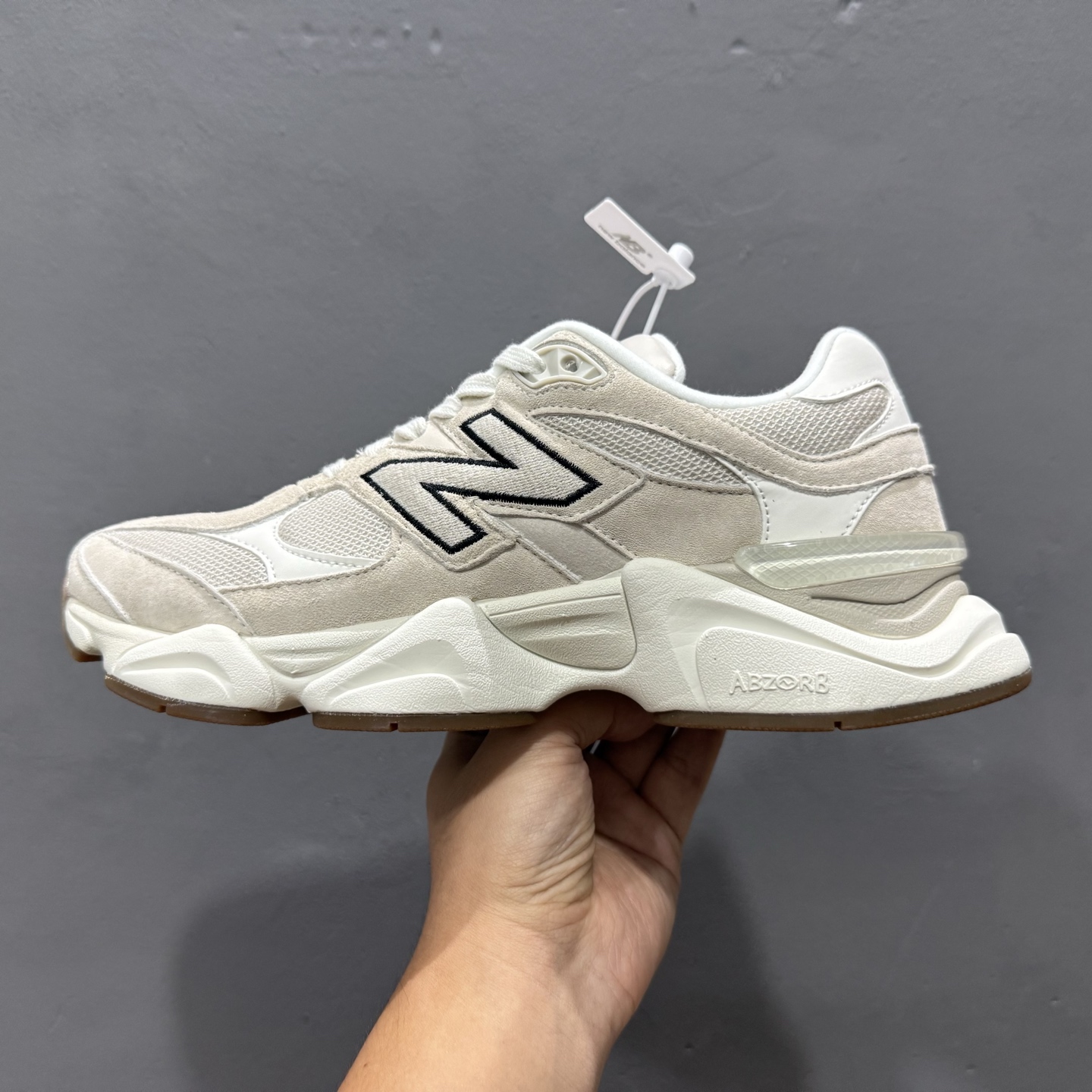 ￥240 纯原 New Balance NB9060 联名款 复古休闲运动慢跑鞋 U9060ASP