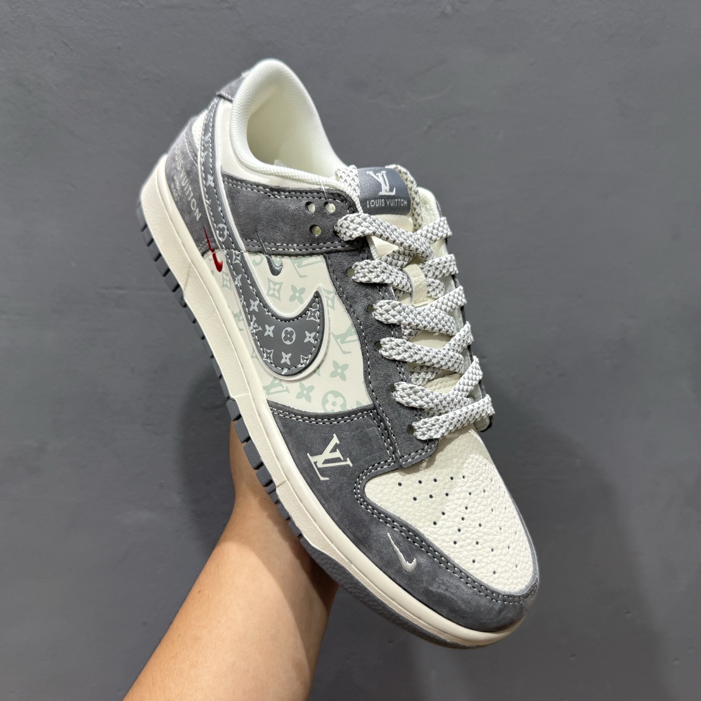 280 Nike SB Dunk Low LV联名 三勾夜 光灰底满天星 周年高端定制 低帮休闲板鞋 YX5066-361