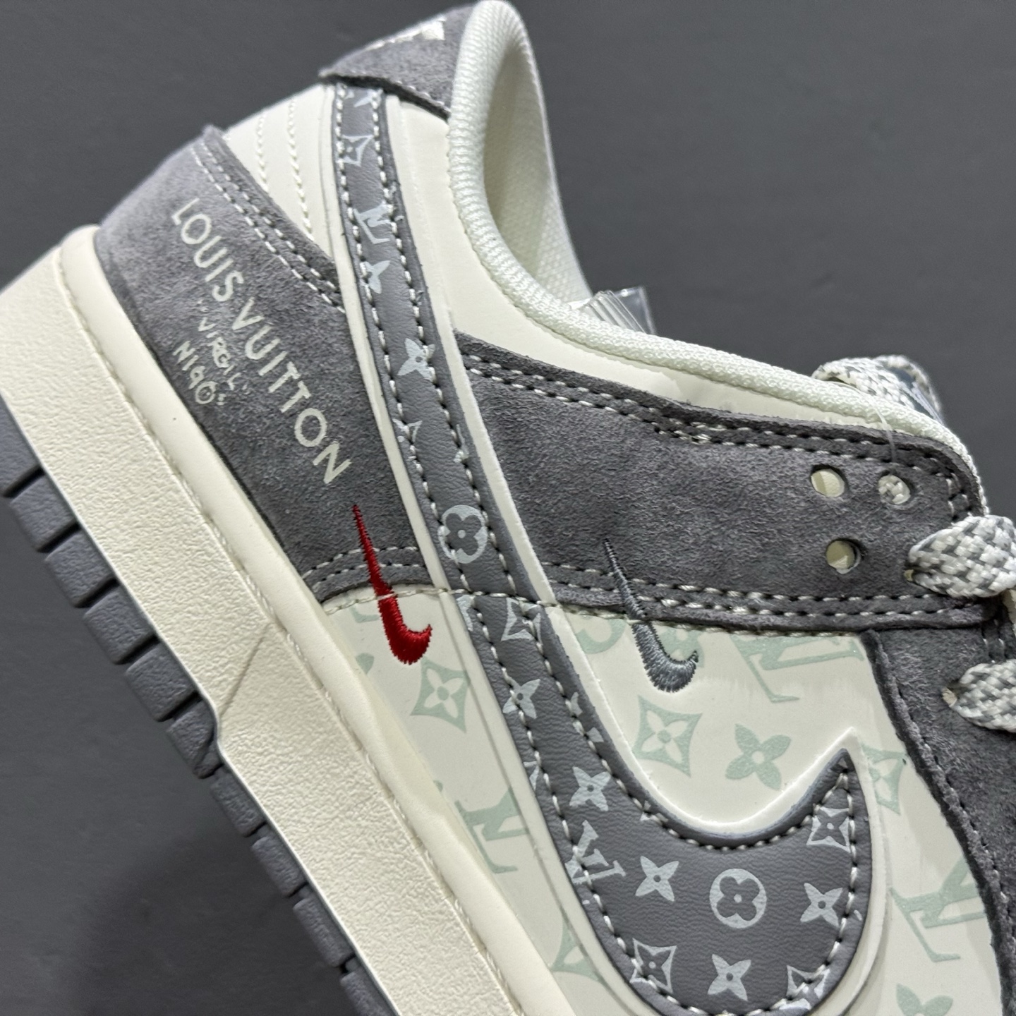 280 Nike SB Dunk Low LV联名 三勾夜 光灰底满天星 周年高端定制 低帮休闲板鞋 YX5066-361