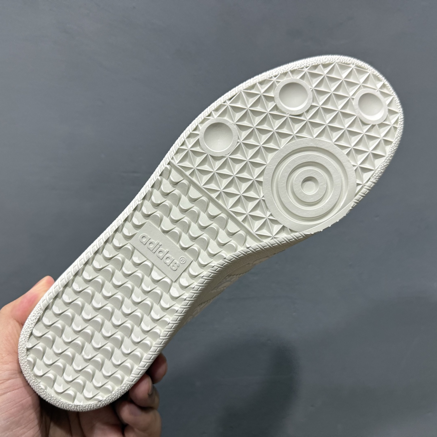 220 Adidas SAMBA OG 德训鞋 高端定制桑巴系列 舒适百搭 低帮休闲板鞋 GJ75808-Chinese UA Cheap High Quatity Brand Clothes Bags handbags Sneakers wholesale wholesaler seller from China Factory suppliers Fashion Clothing Shoes best Quality Beautiful Price 220 Adidas SAMBA OG 德训鞋 高端定制桑巴系列 舒适百搭 低帮休闲板鞋 GJ75808