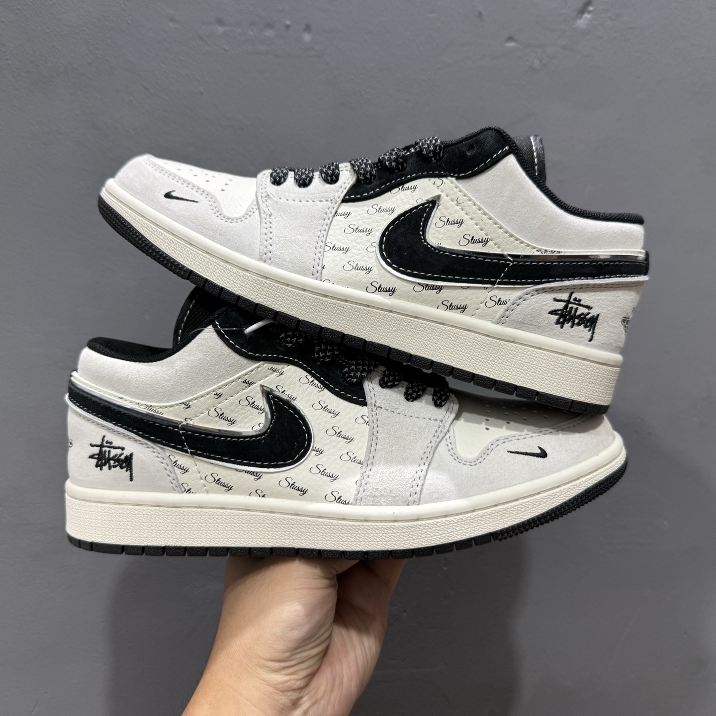 200 独家实拍Air Jordan 1 Low AJ1 乔1 斯图西联名-黑白双拼红标 高端定制 低帮复古篮球鞋 SJ9950-026