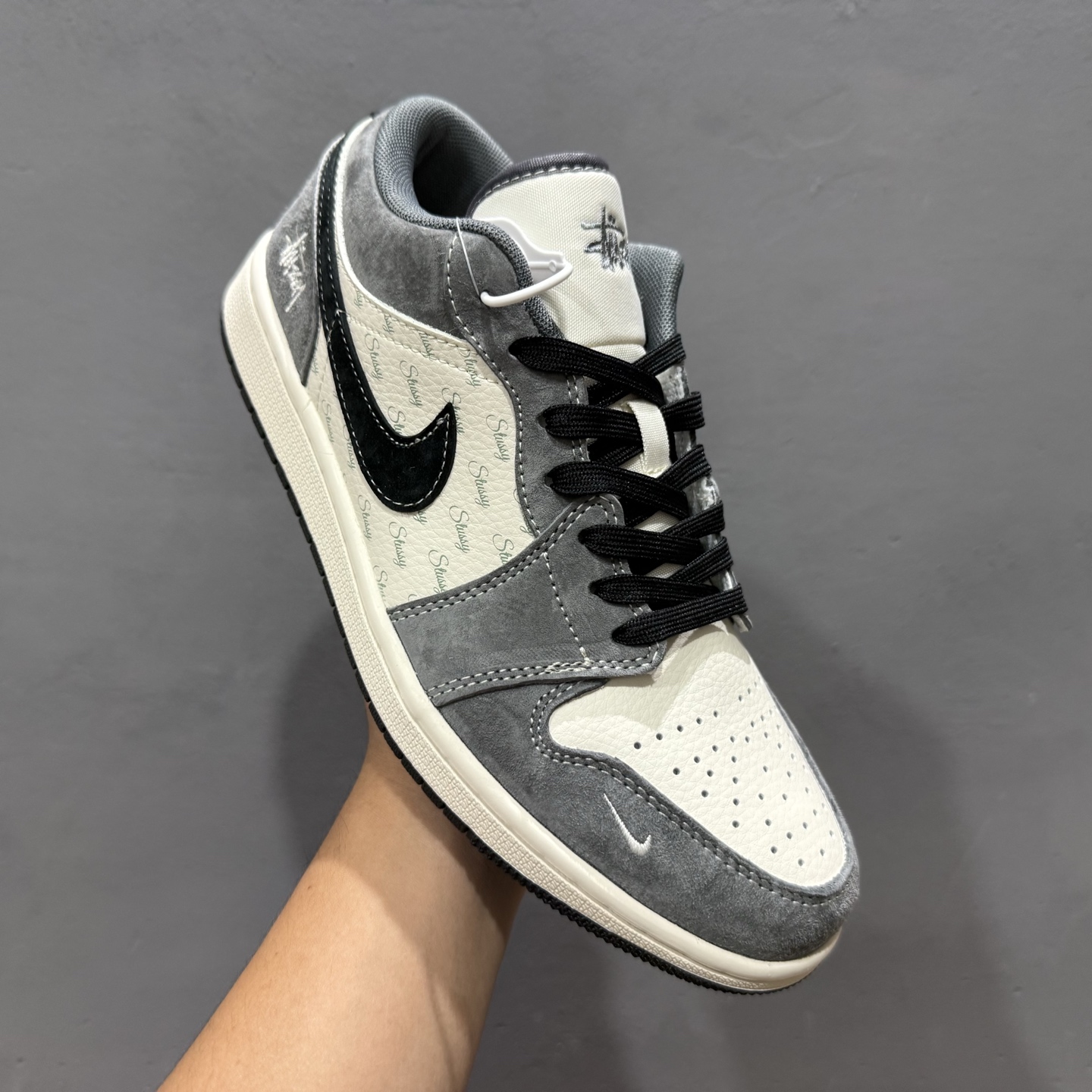 200 独家实拍Air Jordan 1 Low AJ1 乔1 斯图西联名-黑白双拼红标 高端定制 低帮复古篮球鞋 SJ9950-029