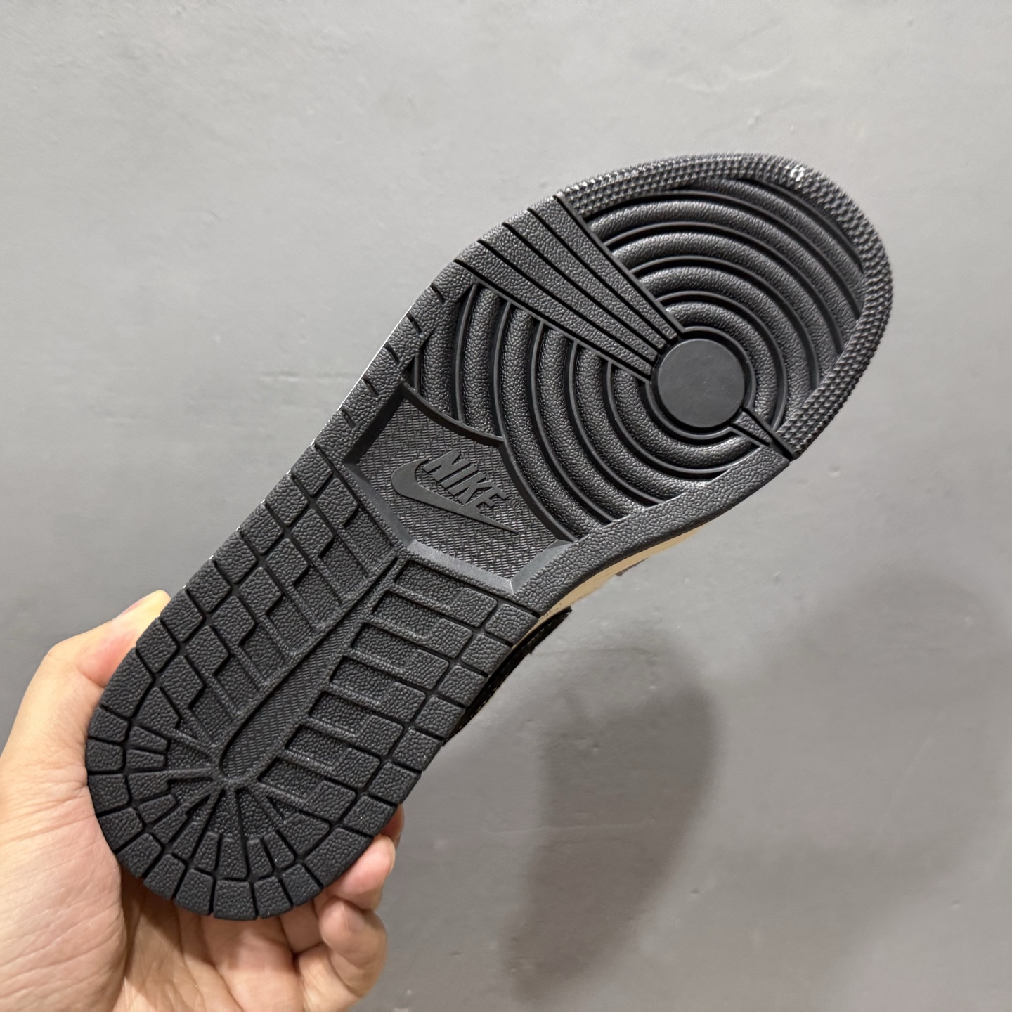 200 独家实拍Air Jordan 1 Low AJ1 乔1 斯图西联名-黑白双拼红标 高端定制 低帮复古篮球鞋 SJ9950-029