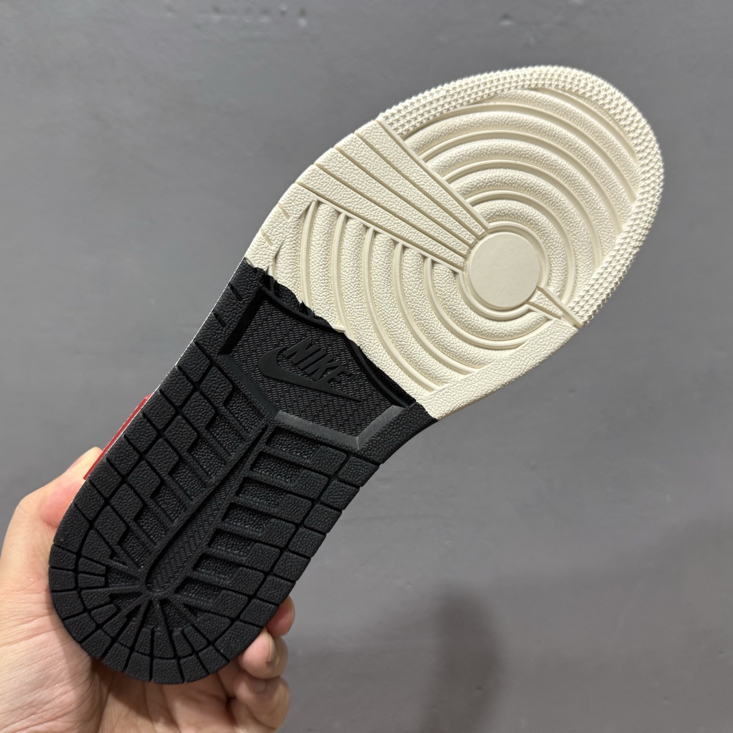 200 独家实拍Air Jordan 1 Low AJ1 乔1 斯图西联名-黑白双拼红标 高端定制 低帮复古篮球鞋 SJ9950