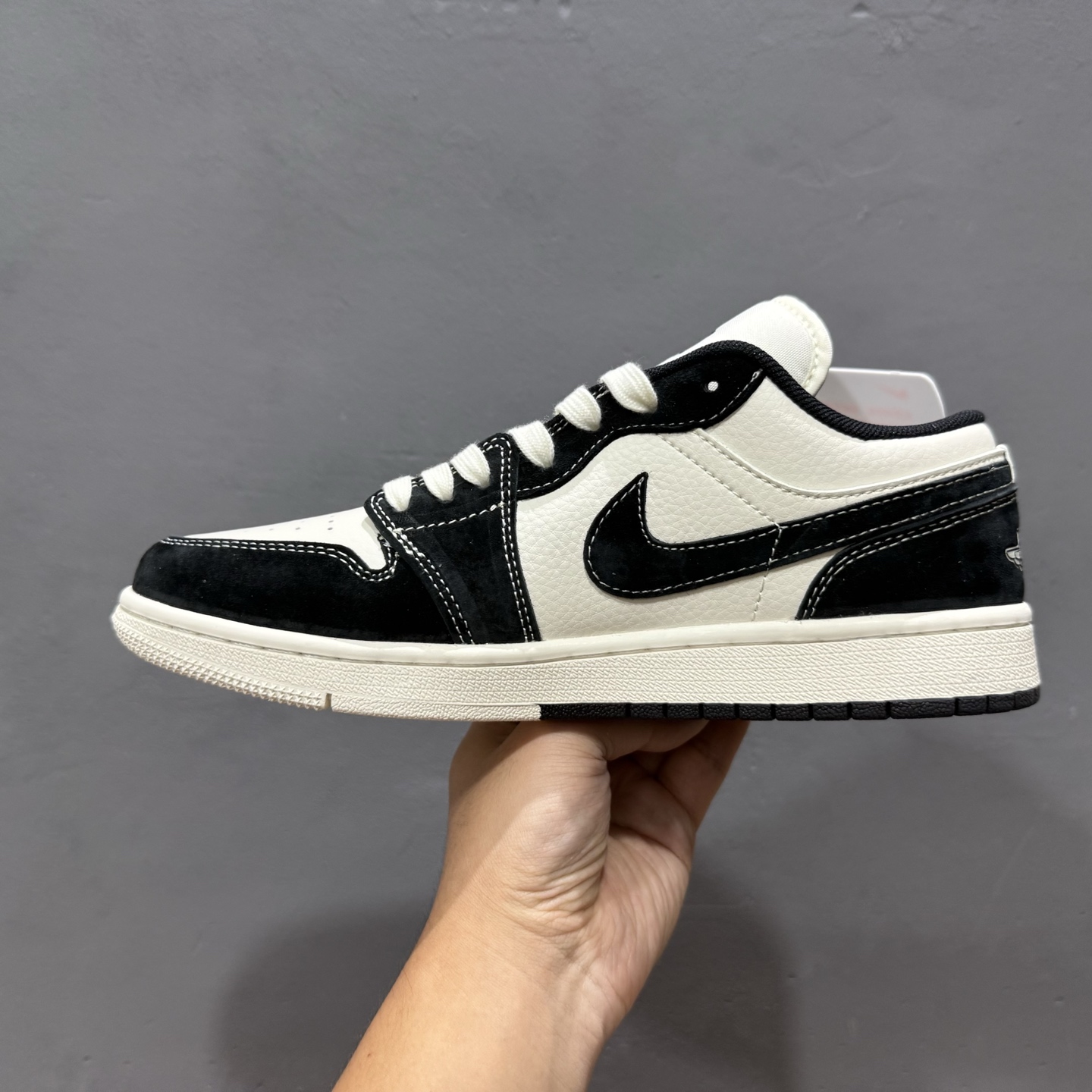 200 独家实拍Air Jordan 1 Low AJ1 乔1 斯图西联名-黑白双拼红标 高端定制 低帮复古篮球鞋 SJ9950