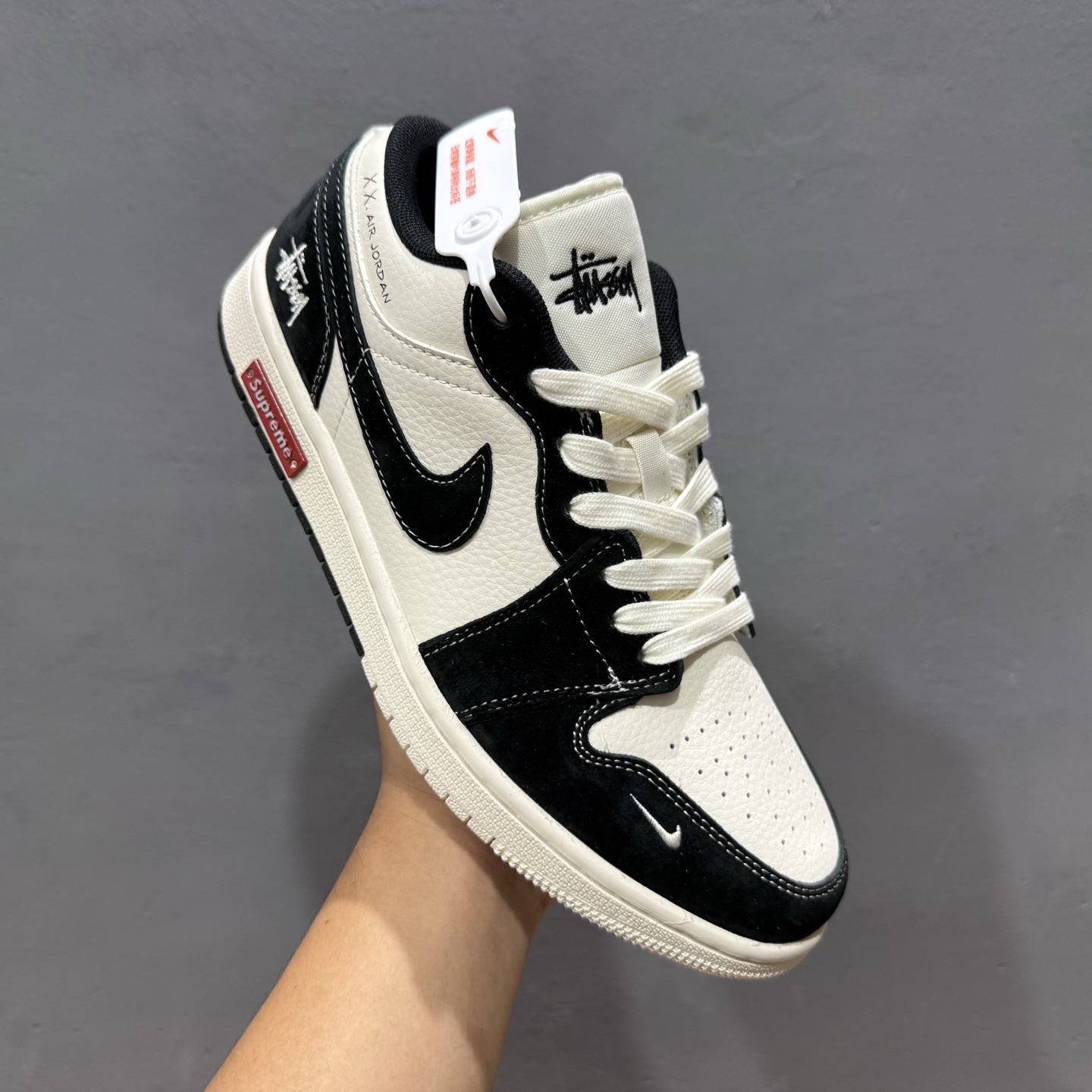 200 独家实拍Air Jordan 1 Low AJ1 乔1 斯图西联名-黑白双拼红标 高端定制 低帮复古篮球鞋 SJ9950