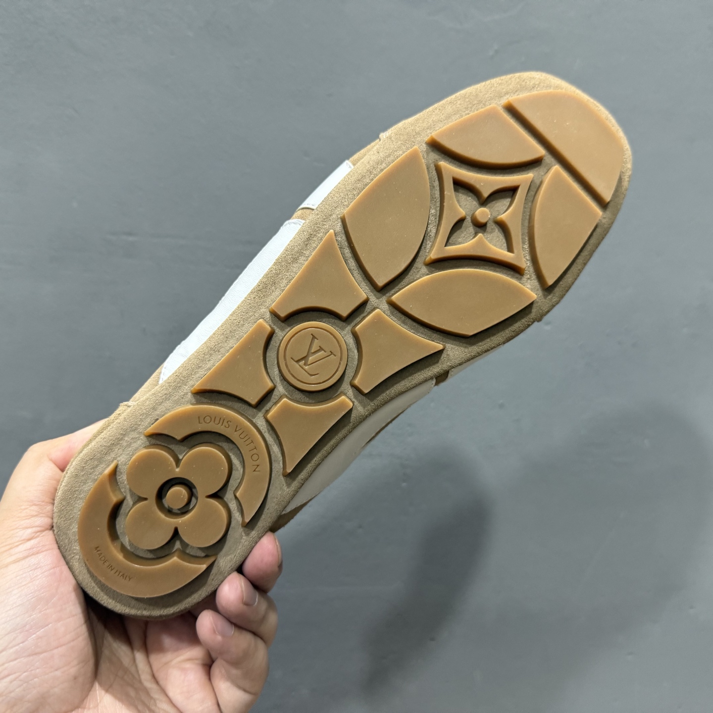 360 LOUIS VUITTON Sneakerina LV德训鞋 羊皮革 圆头系带 芭蕾风低帮生活休闲鞋