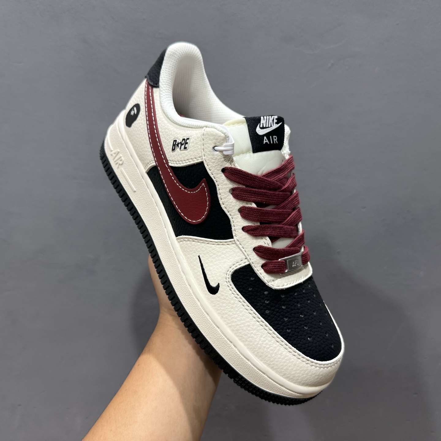 260 Bape x Nike Air Force 1 米黑拼接酒红 QW5836-007-Chinese UA Cheap High Quatity Brand Clothes Bags handbags Sneakers wholesale wholesaler seller from China Factory suppliers Fashion Clothing Shoes best Quality Beautiful Price 260 Bape x Nike Air Force 1 米黑拼接酒红 QW5836-007