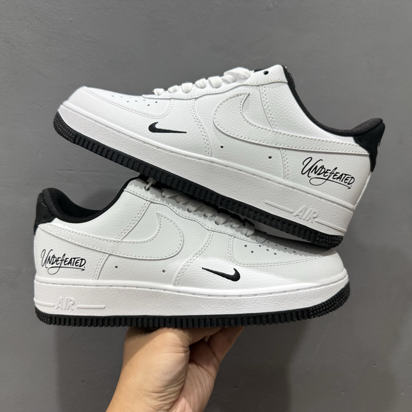￥240 Undefeated x Nike Air Force 1'07 Low 白黑 空军一号低帮休闲板鞋 ZH0316-102