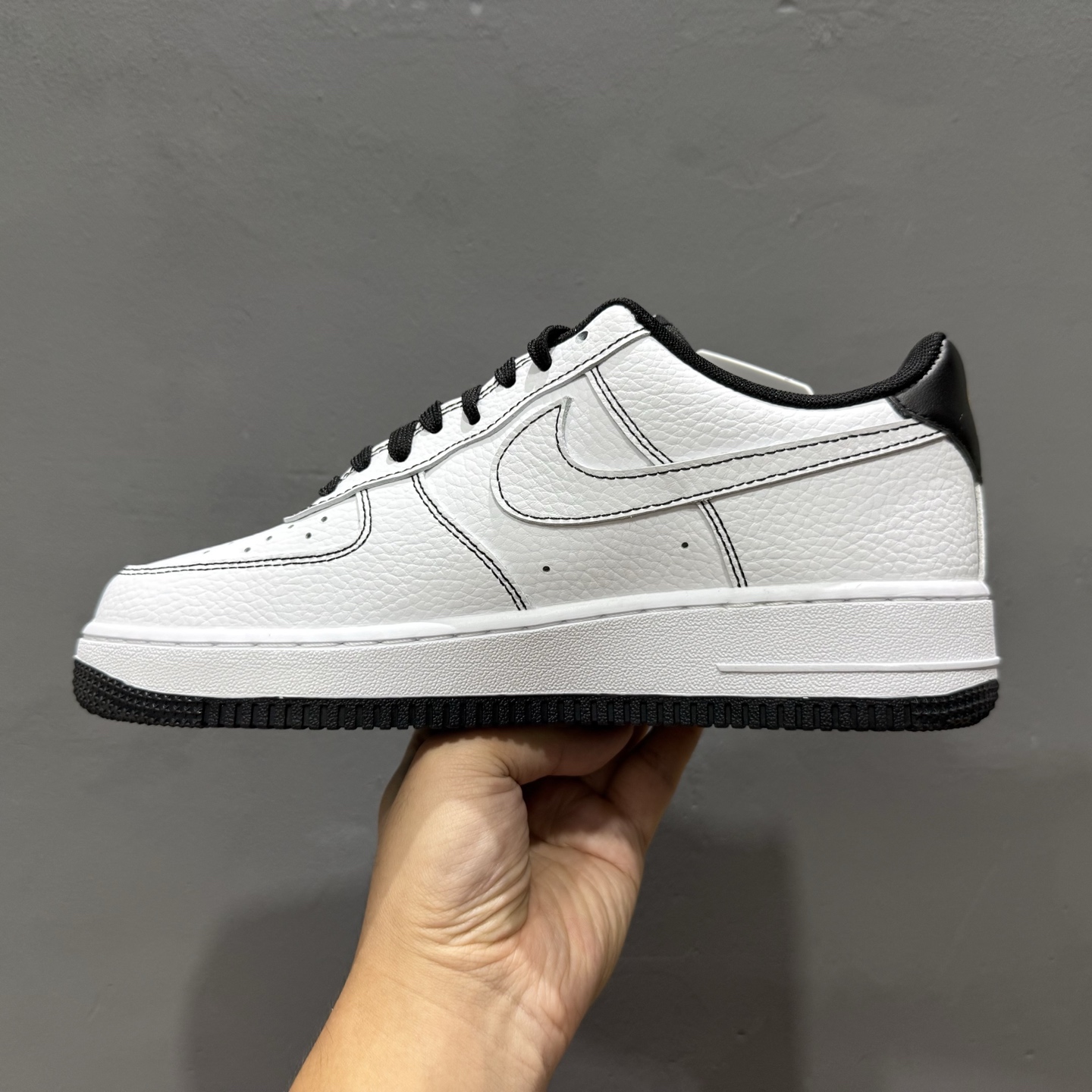 200 Nike Air Force 1 Low 07 白黑小勾 IB6543-101