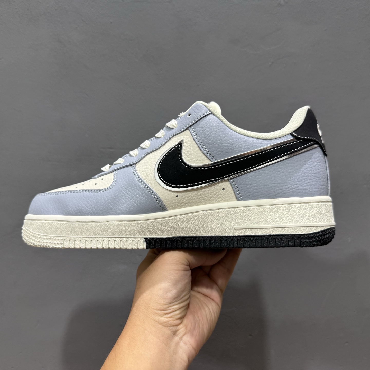 260 独家实拍Nike Air Force 1‘07 Low ”Just Do It“ 米黑双拼 空军一号低帮休闲板鞋 CS5288-023