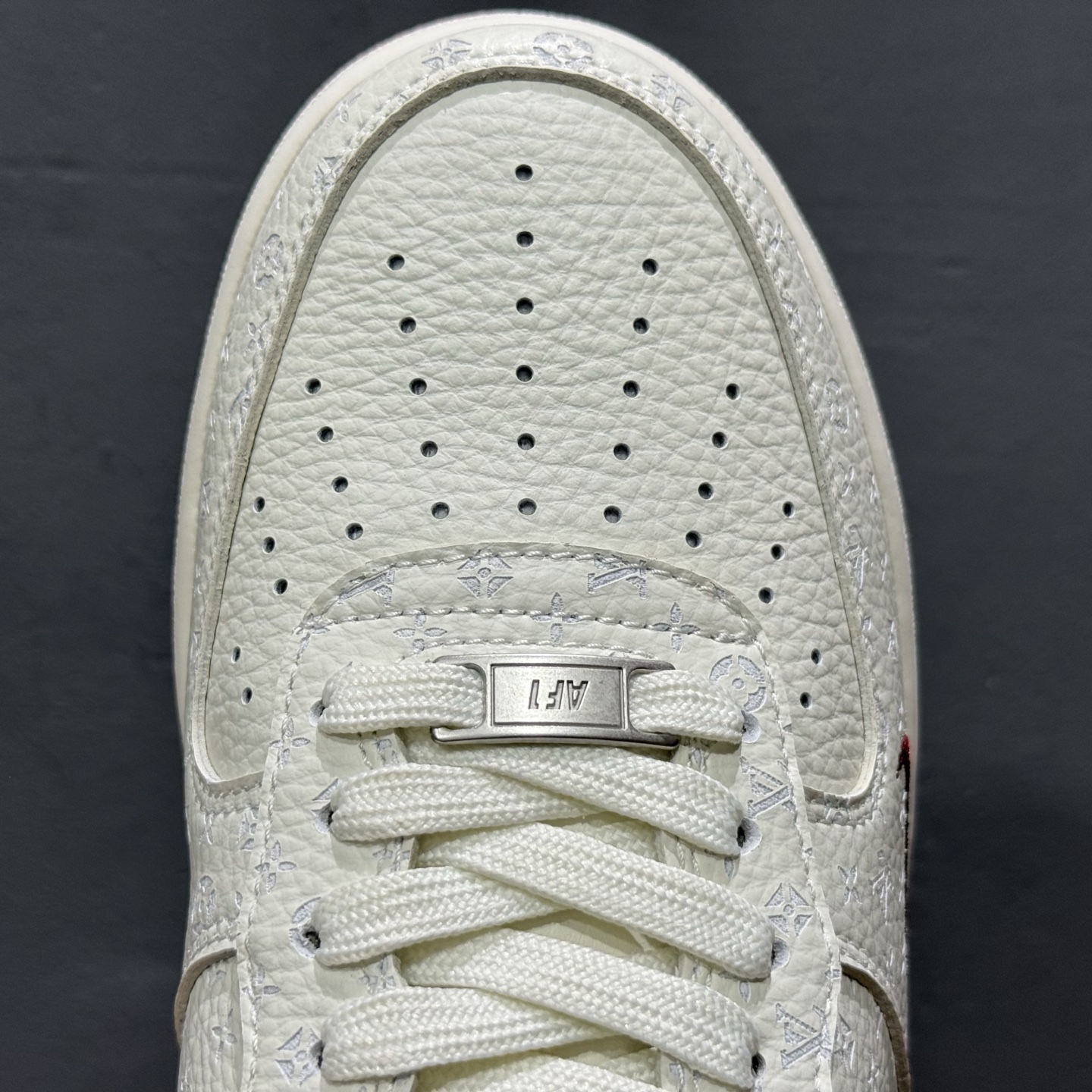 260 独家实拍Nike Air Force 1‘07 Low LV联名 白红 空军一号低帮休闲板鞋 LW9279-015