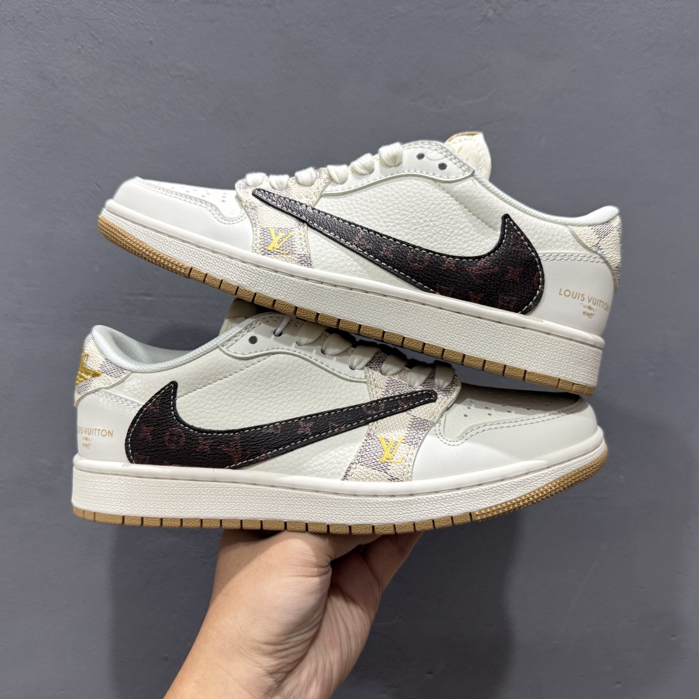 280 独家实拍Travis Scott x Fragment Design x Air Jordan 1 Low OG SP AJ1 乔1 LV联名 米棕方格 低帮文化休闲板鞋 XS7089-617