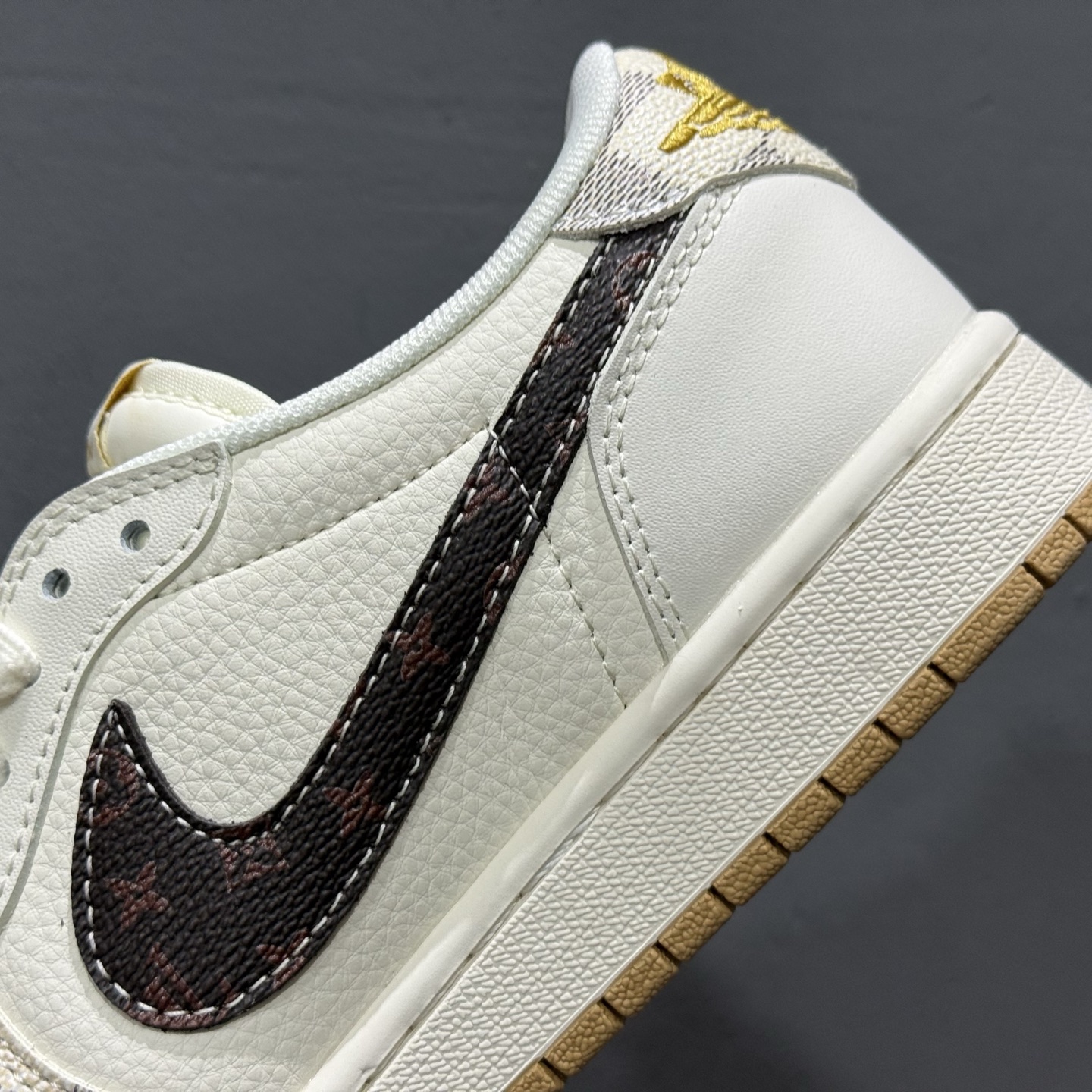280 独家实拍Travis Scott x Fragment Design x Air Jordan 1 Low OG SP AJ1 乔1 LV联名 米棕方格 低帮文化休闲板鞋 XS7089-617