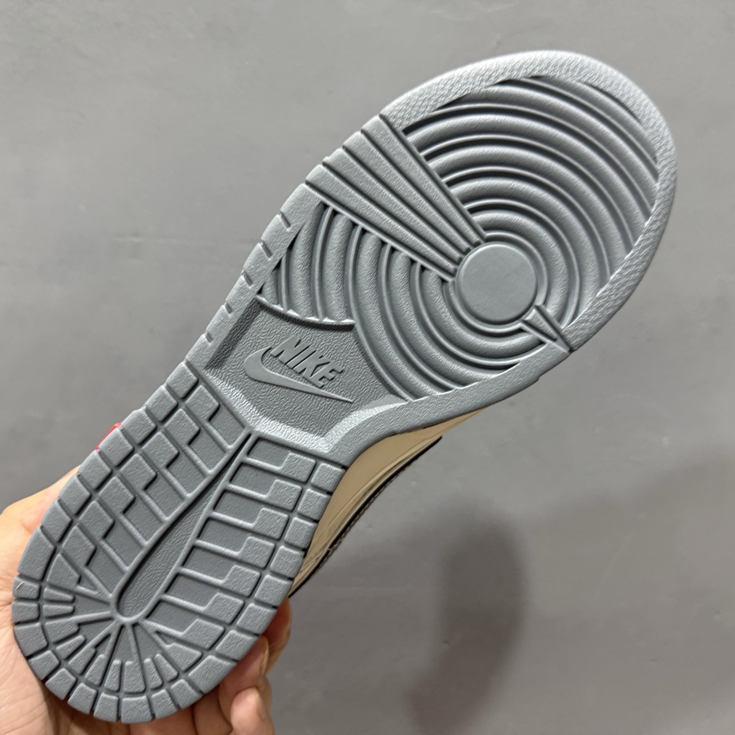 280 独家实拍Nike SB Dunk Low 双勾三方联名 周年高端定制 低帮休闲板鞋 YX5066-363-Chinese UA Cheap High Quatity Brand Clothes Bags handbags Sneakers wholesale wholesaler seller from China Factory suppliers Fashion Clothing Shoes best Quality Beautiful Price 280 独家实拍Nike SB Dunk Low 双勾三方联名 周年高端定制 低帮休闲板鞋 YX5066-363