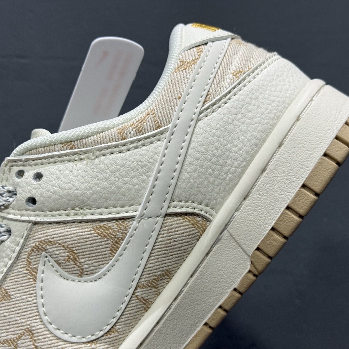 280 海外爆款限量发售！Nike Air Dunk LOW 1“LV联名——牛仔棕拼接 ”经典牛仔蓝红搭配 JP1628-007