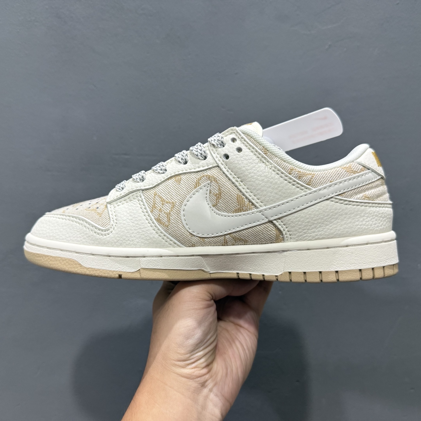 280 海外爆款限量发售！Nike Air Dunk LOW 1“LV联名——牛仔棕拼接 ”经典牛仔蓝红搭配 JP1628-007