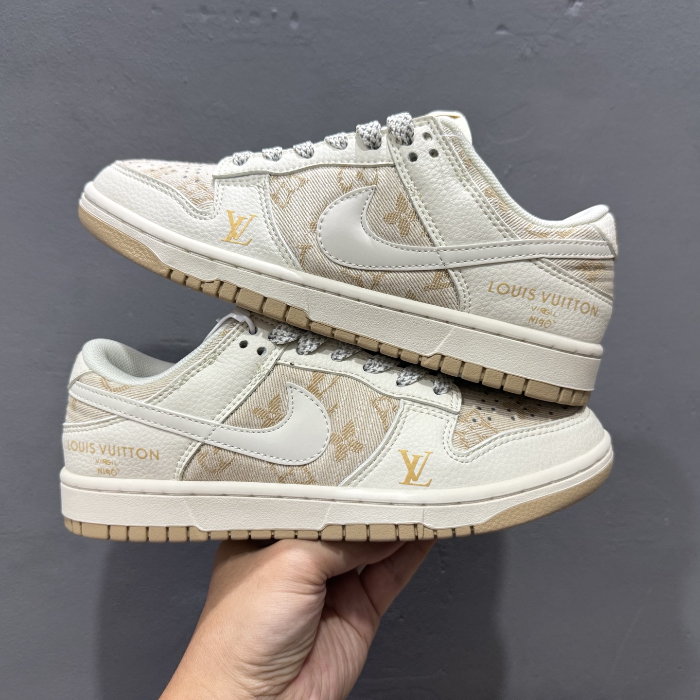 280 海外爆款限量发售！Nike Air Dunk LOW 1“LV联名——牛仔棕拼接 ”经典牛仔蓝红搭配 JP1628-007
