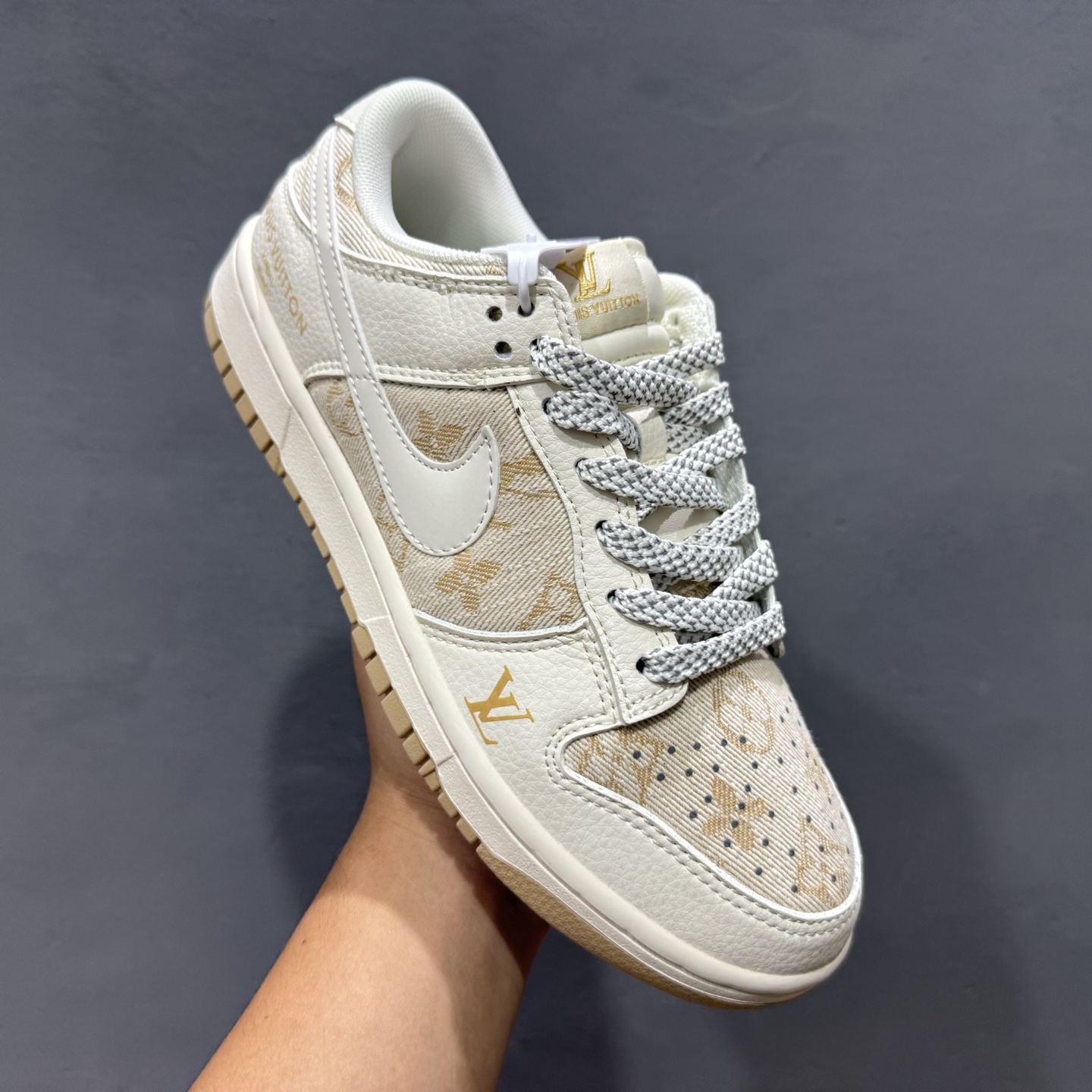 280 海外爆款限量发售！Nike Air Dunk LOW 1“LV联名——牛仔棕拼接 ”经典牛仔蓝红搭配 JP1628-007