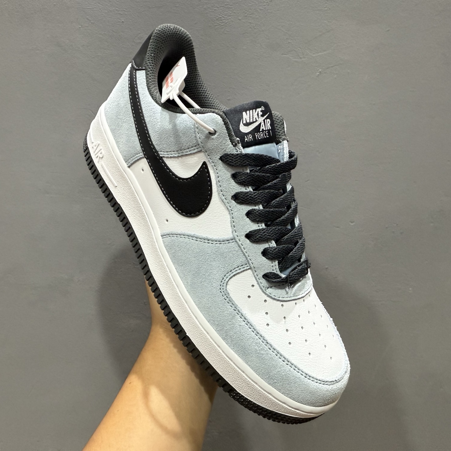 200 Nike Air Force 1'07 Low 空军一号低帮休闲板鞋 IF6205-400-Chinese UA Cheap High Quatity Brand Clothes Bags handbags Sneakers wholesale wholesaler seller from China Factory suppliers Fashion Clothing Shoes best Quality Beautiful Price 200 Nike Air Force 1'07 Low 空军一号低帮休闲板鞋 IF6205-400