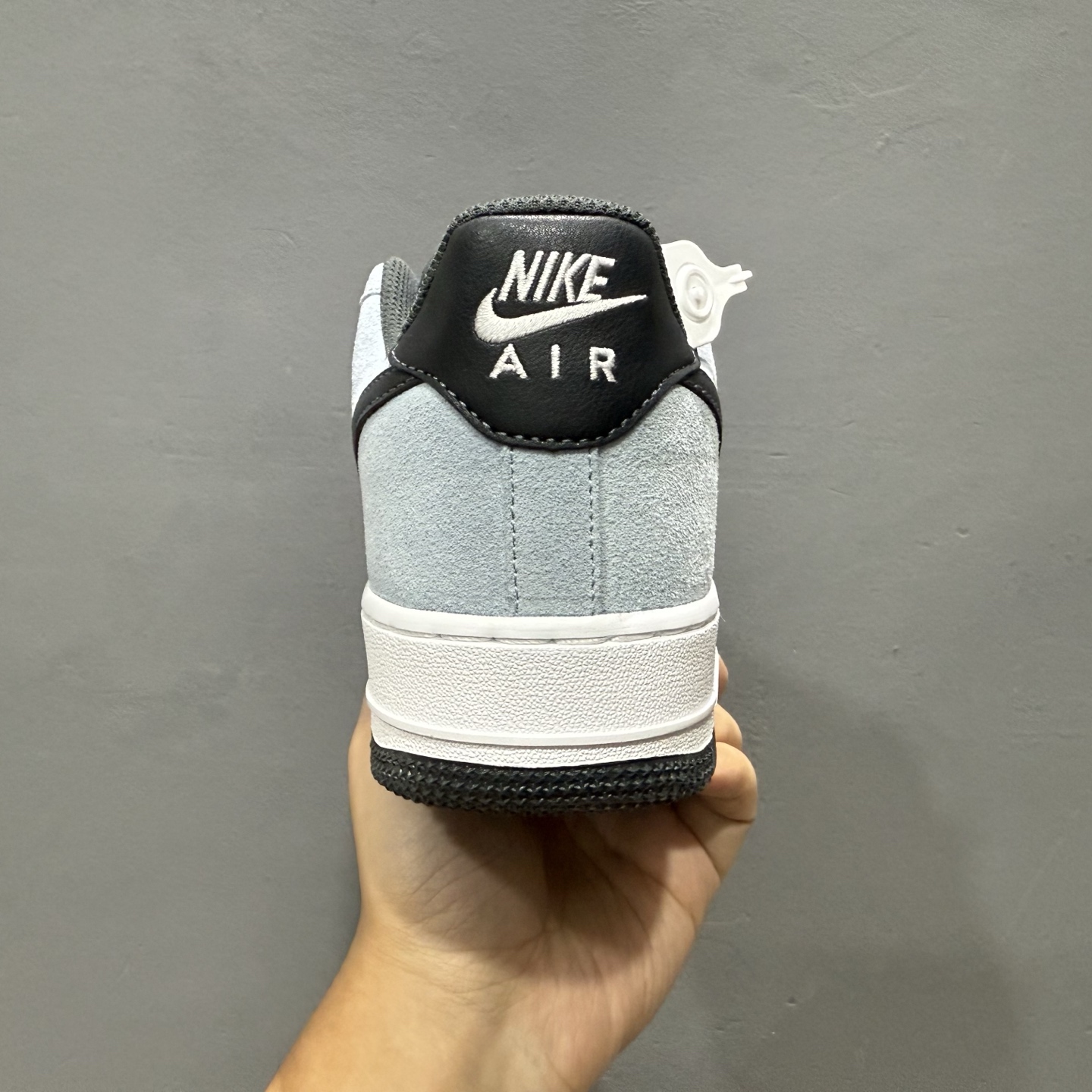 200 Nike Air Force 1'07 Low 空军一号低帮休闲板鞋 IF6205-400-Chinese UA Cheap High Quatity Brand Clothes Bags handbags Sneakers wholesale wholesaler seller from China Factory suppliers Fashion Clothing Shoes best Quality Beautiful Price 200 Nike Air Force 1'07 Low 空军一号低帮休闲板鞋 IF6205-400