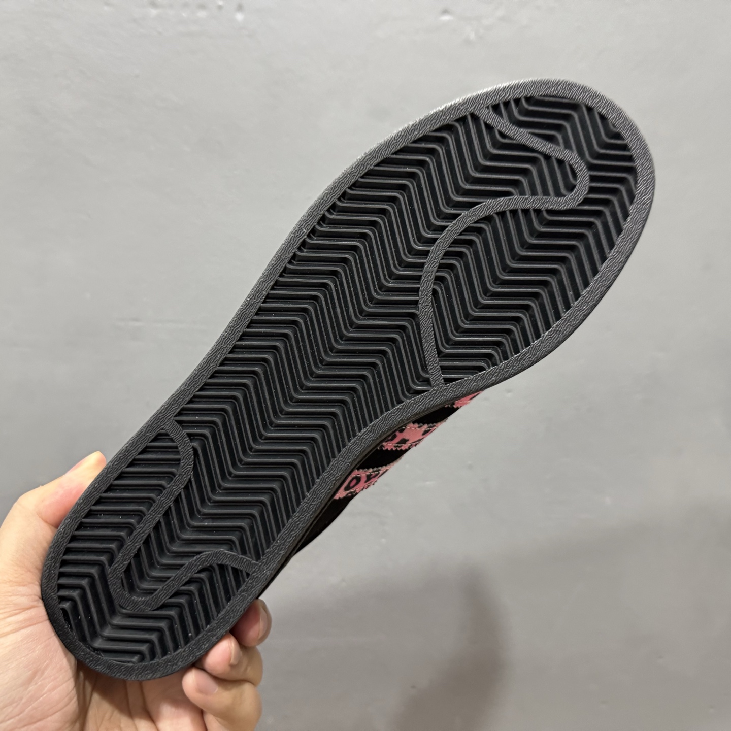 240 #纯原 CLOT x AD Originals Superstar #贝壳头粉红豹联名限定 AD8018-Chinese UA Cheap High Quatity Brand Clothes Bags handbags Sneakers wholesale wholesaler seller from China Factory suppliers Fashion Clothing Shoes best Quality Beautiful Price 240 #纯原 CLOT x AD Originals Superstar #贝壳头粉红豹联名限定 AD8018