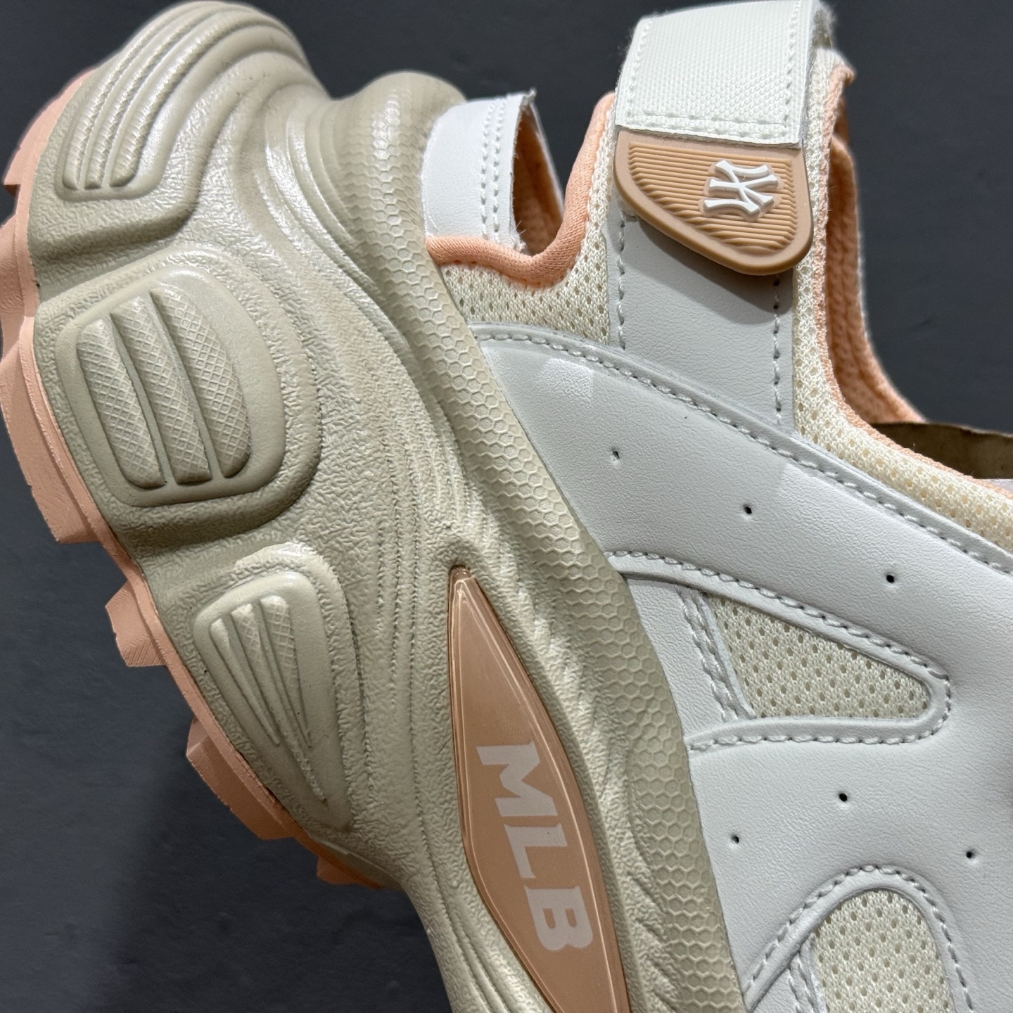 180 MLB 纽约洋基队 白粉 3ASDW0153-50WHS