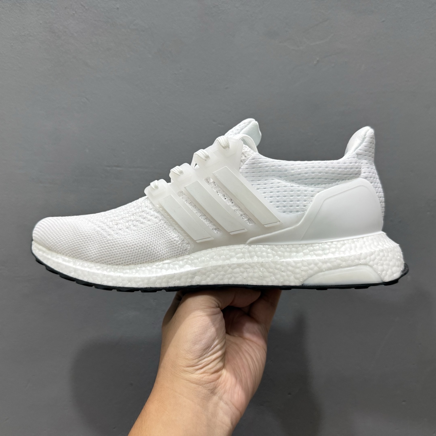 180 adidas Ultraboost 1.0 黑色 HQ4199
