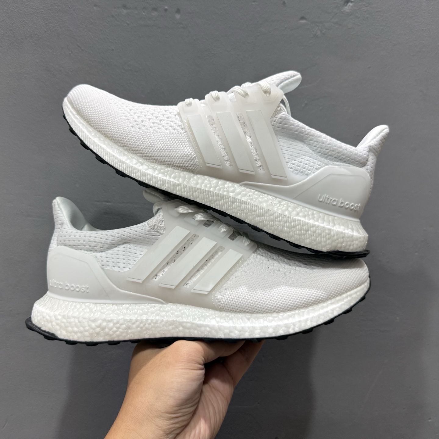 180 adidas Ultraboost 1.0 黑色 HQ4199
