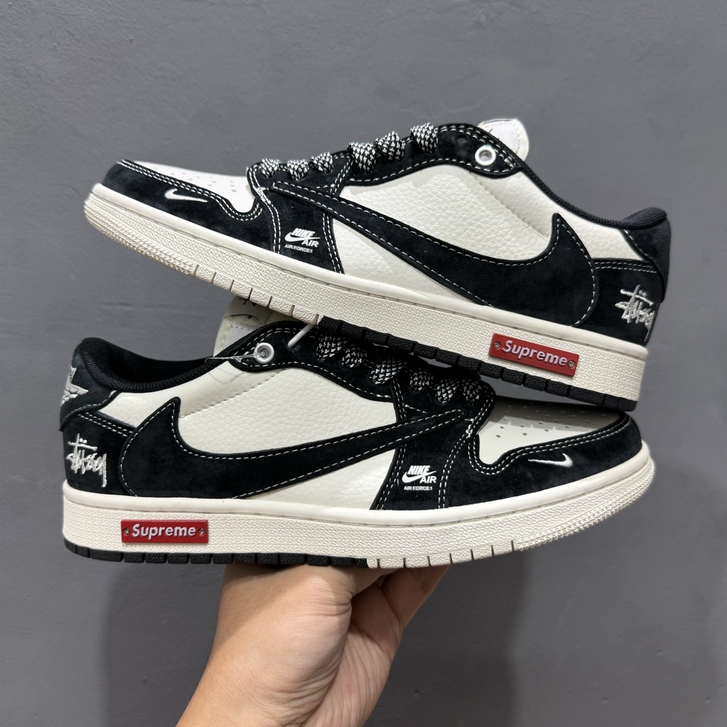 220 Air Jordan AJ1 Low 倒钩低帮联名定制配色 SJ2068-124-Chinese UA Cheap High Quatity Brand Clothes Bags handbags Sneakers wholesale wholesaler seller from China Factory suppliers Fashion Clothing Shoes best Quality Beautiful Price 220 Air Jordan AJ1 Low 倒钩低帮联名定制配色 SJ2068-124