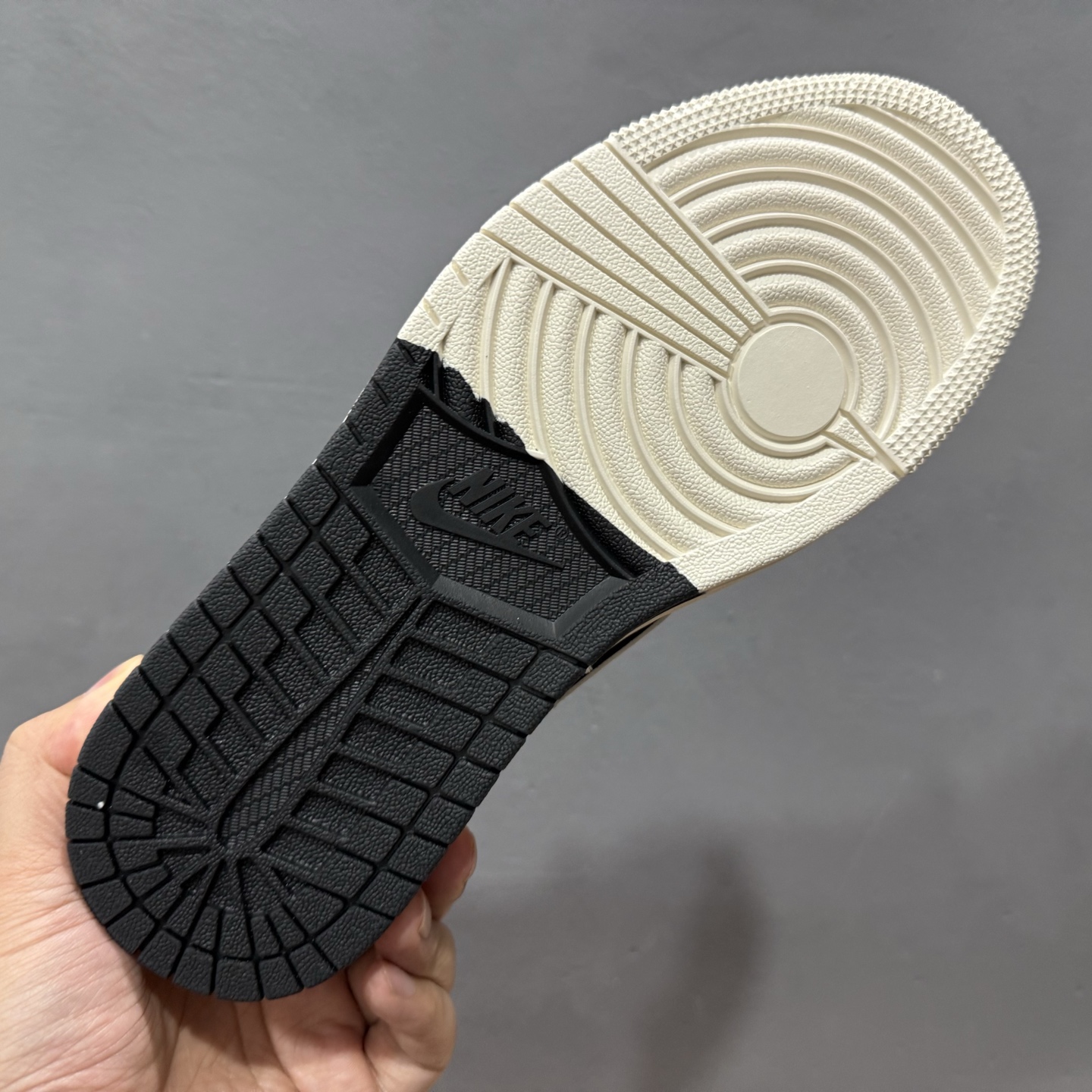 220 Air Jordan AJ1 Low 倒钩低帮联名定制配色 SJ2068-121