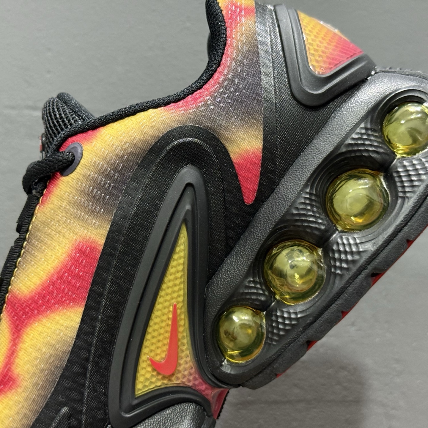 180 独家实拍NK Air Max Dn 气垫跑鞋 IB7025-001