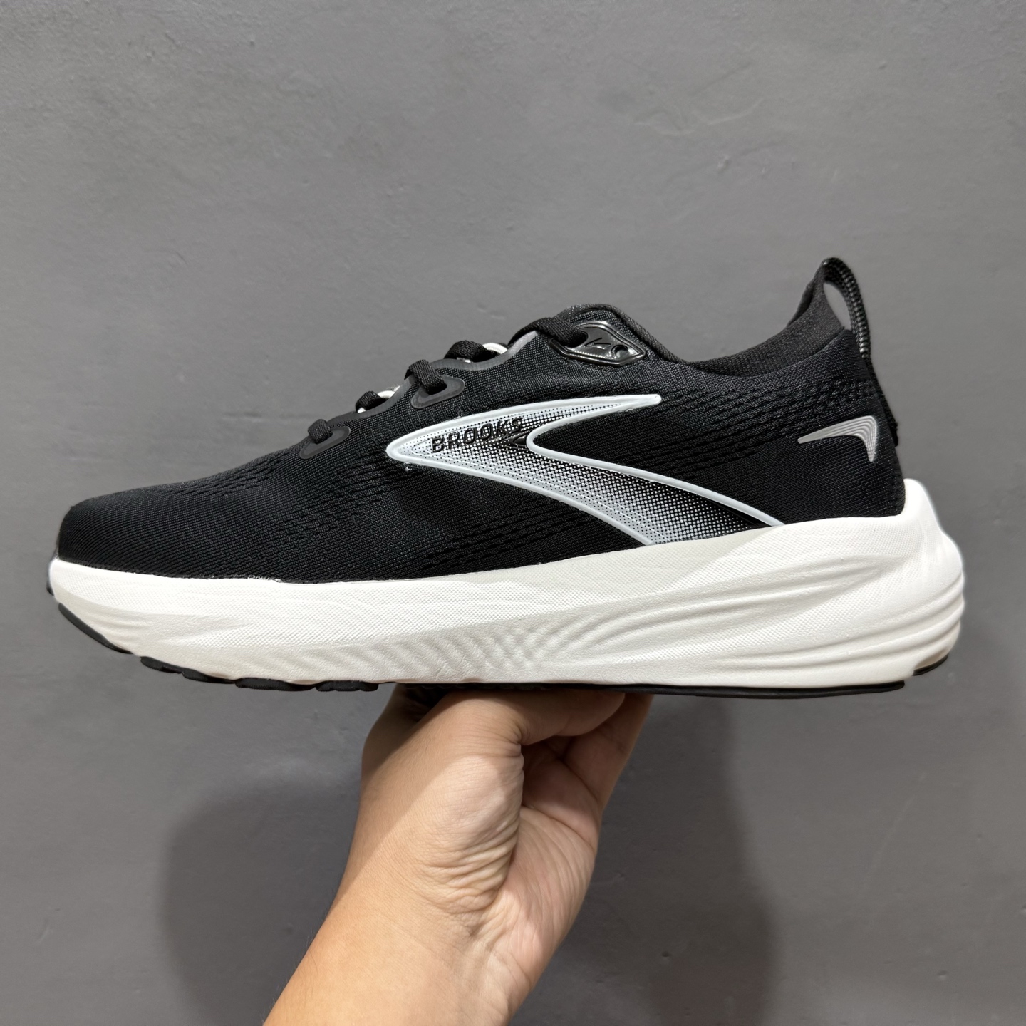 200 Brooks 布鲁克斯 Glycerin 22 超弹轻盈跑步鞋 低帮透气缓震支撑休闲运动慢跑鞋 110445