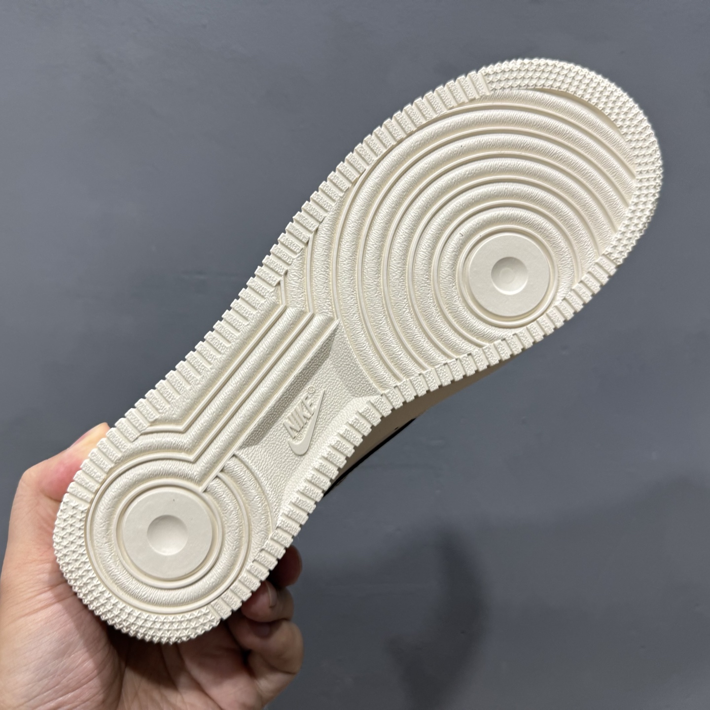 200 Nike Air Force 1'07 Low 空军一号低帮休闲板鞋 IB8865-221