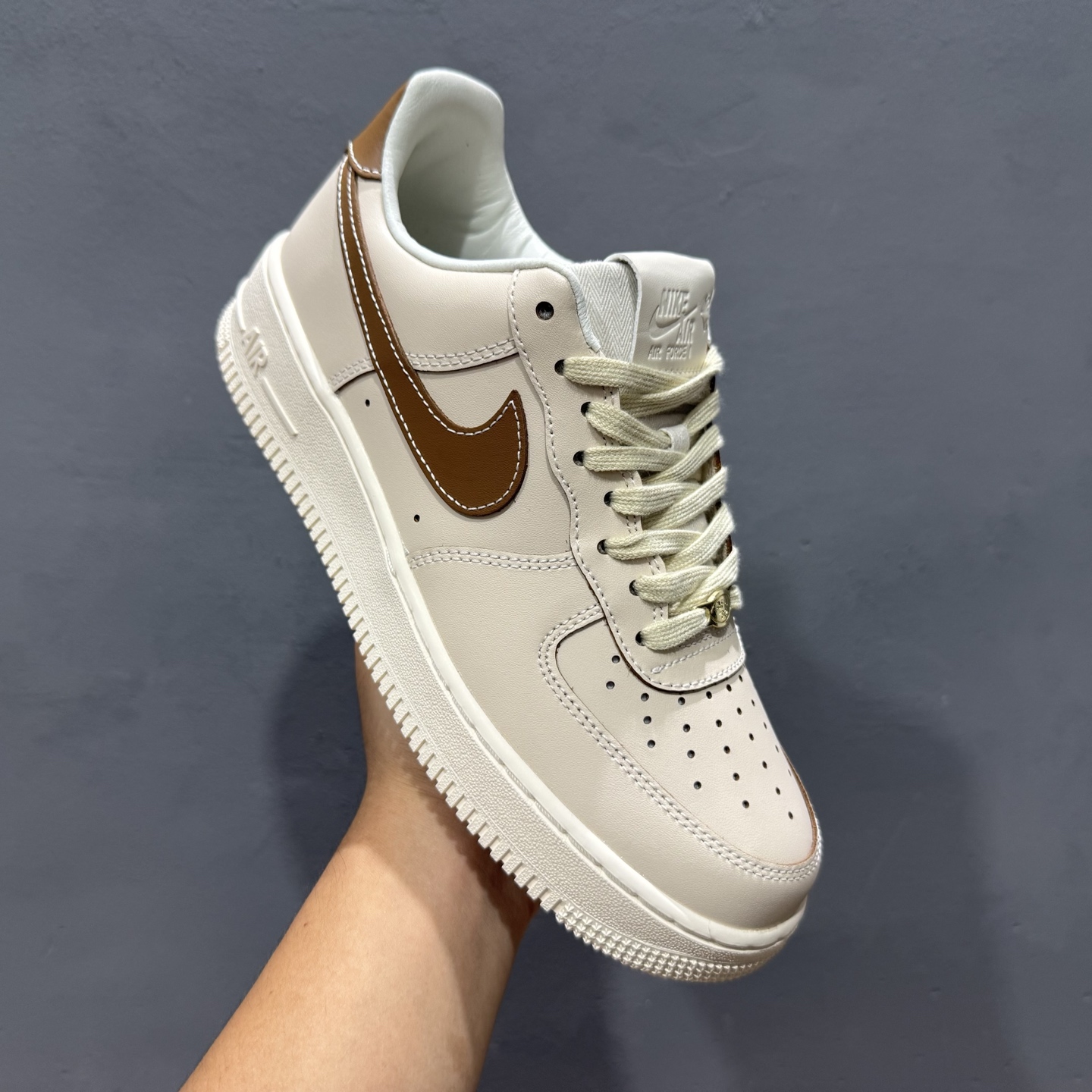 200 Nike Air Force 1'07 Low 空军一号低帮休闲板鞋 IB8865-221